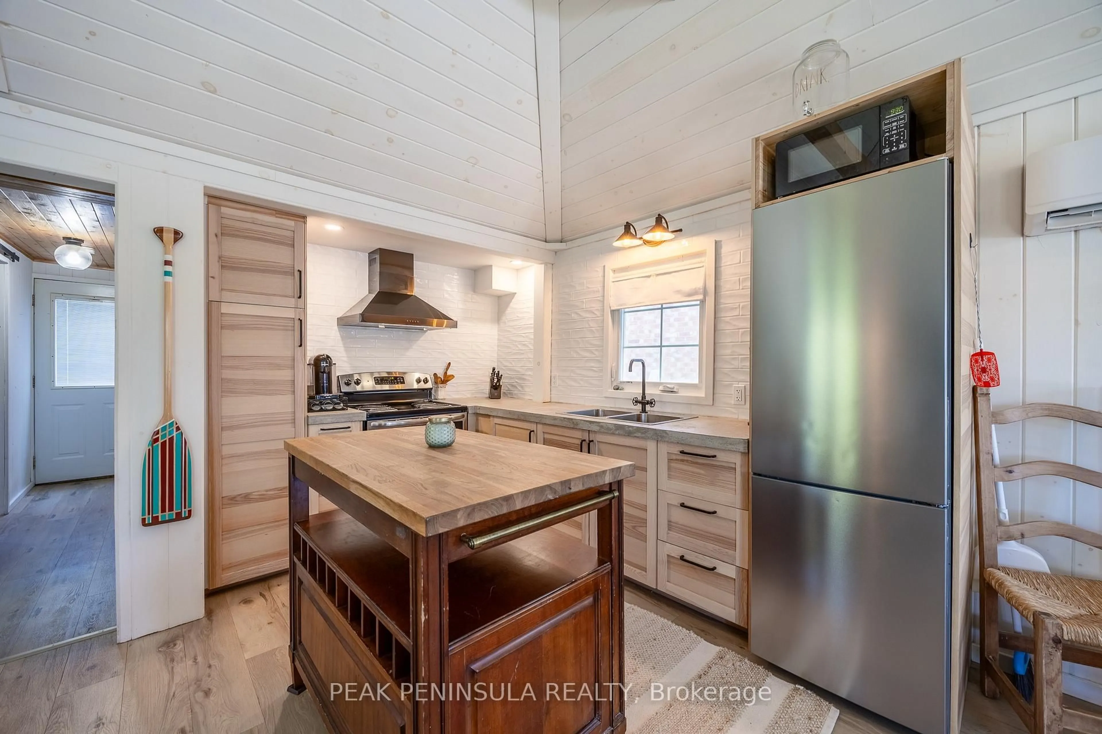 Open concept kitchen, ceramic/tile floor for 11 Bass Lane, Norfolk Ontario N0E 1M0