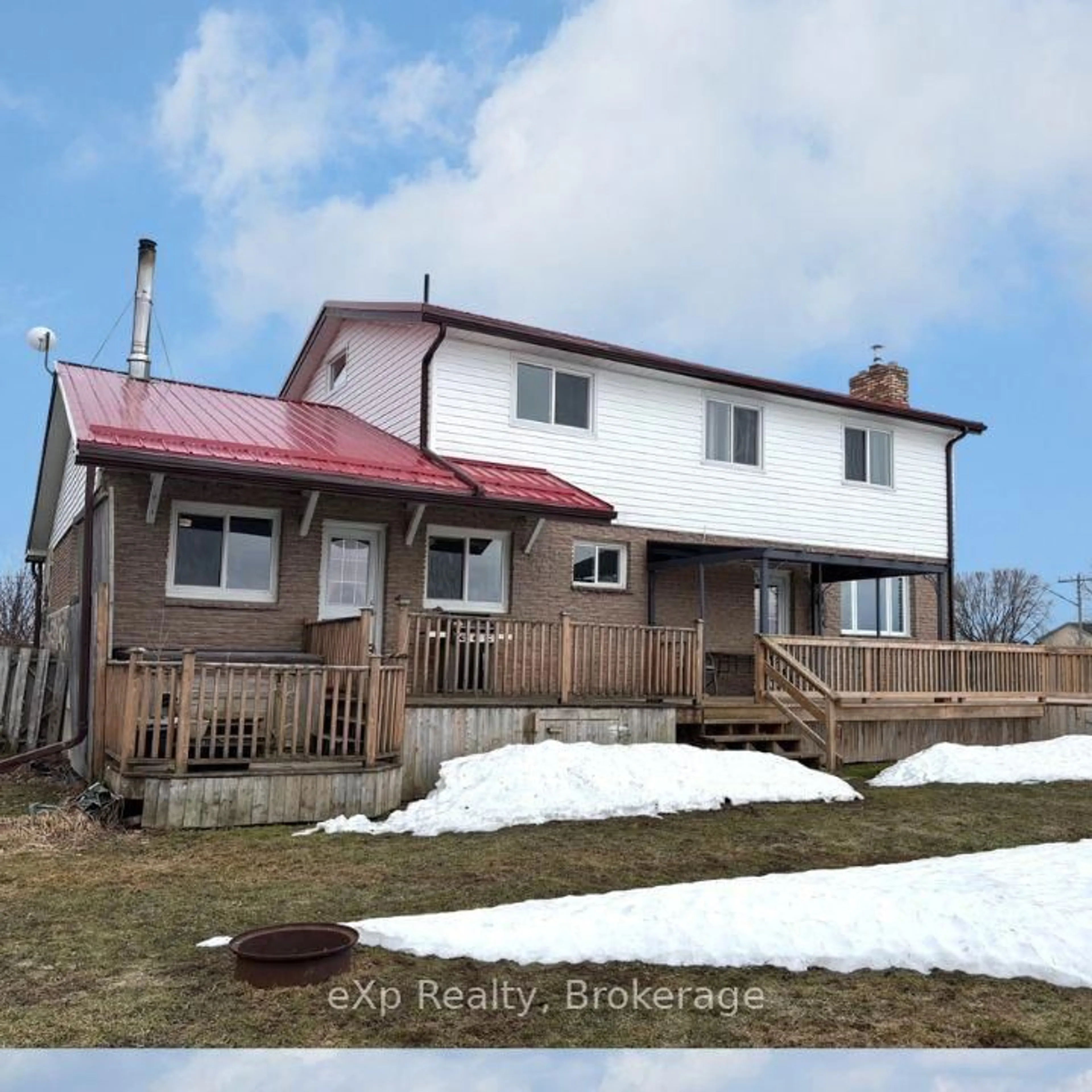 A pic from outside/outdoor area/front of a property/back of a property/a pic from drone, building for 144 Cargill  (Main Street) Rd, Brockton Ontario N0G 1J0