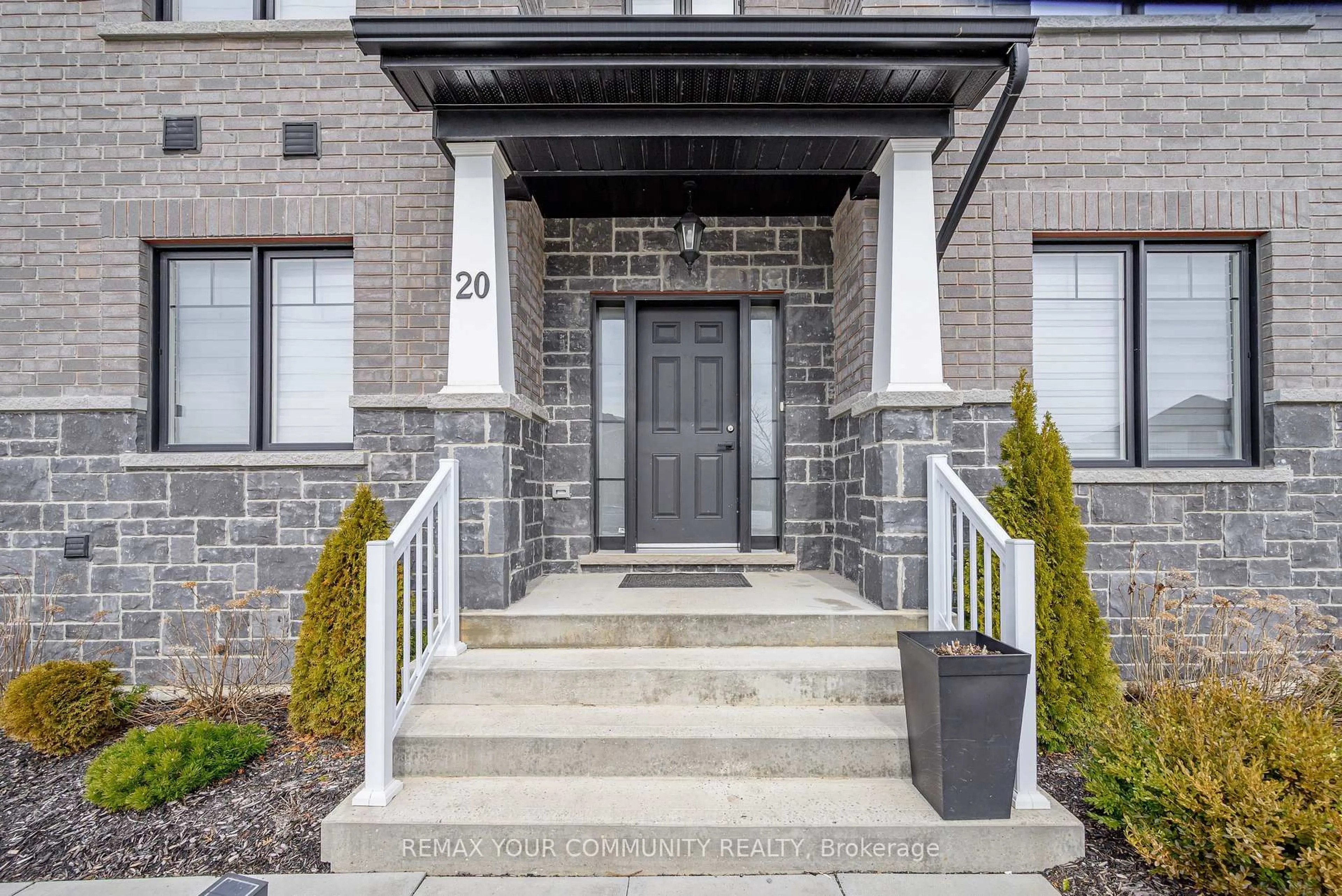 Unknown for 20 McCrae Cres, Kawartha Lakes Ontario K0M 2T0