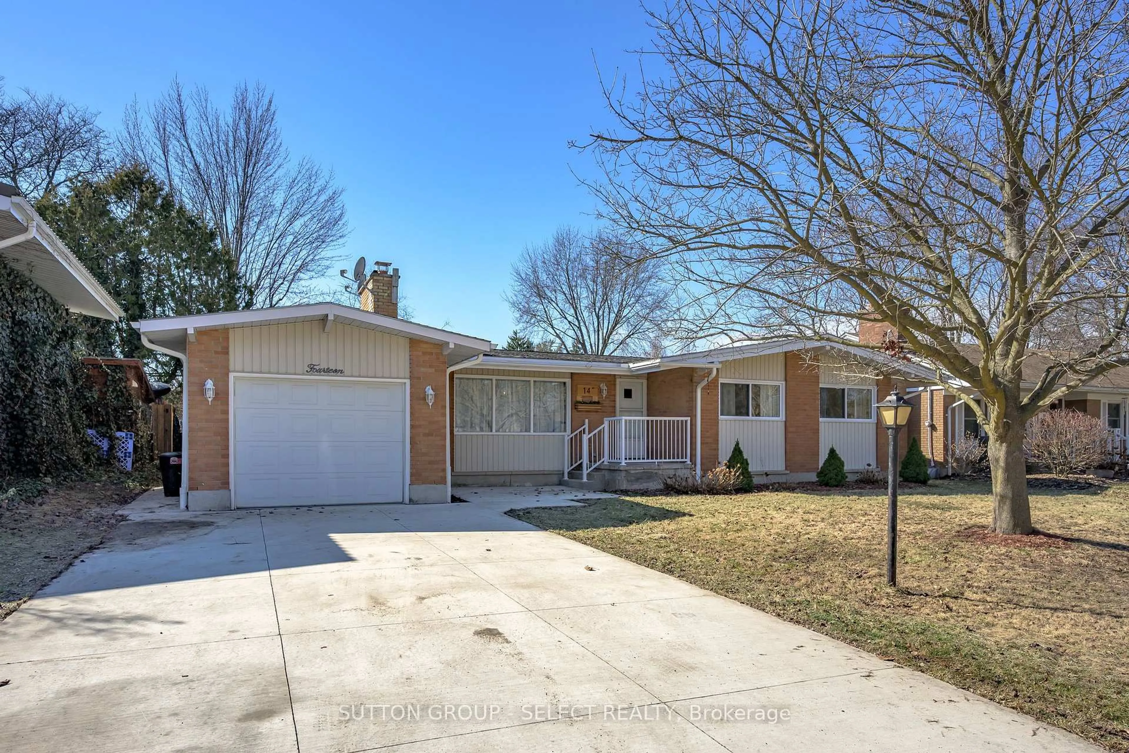 Home with vinyl exterior material, street for 14 Maldon Rd, London North Ontario N6G 1W1