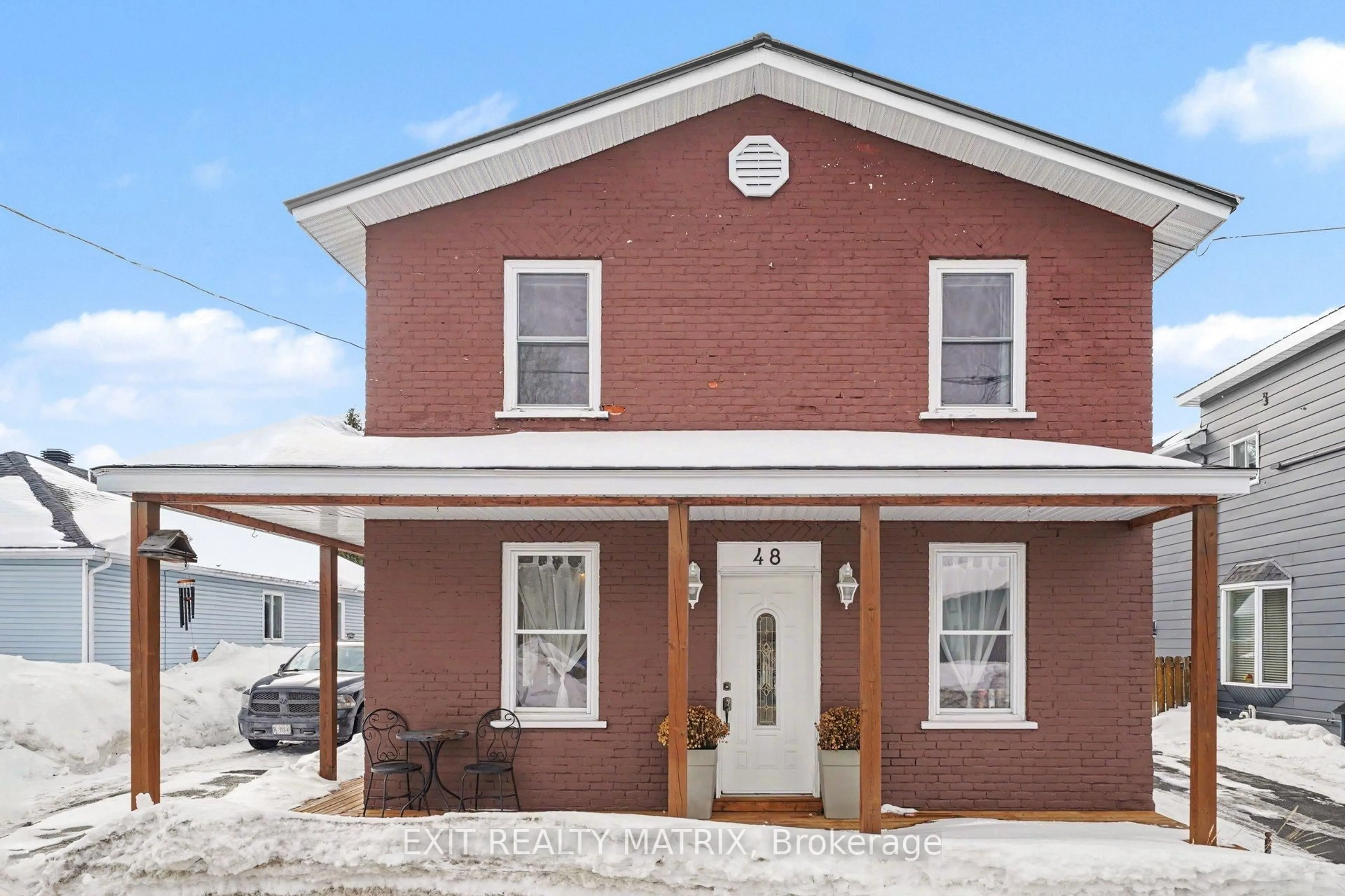 Home with brick exterior material, street for 48 Du Moulin St, Alfred and Plantagenet Ontario K0B 1A0