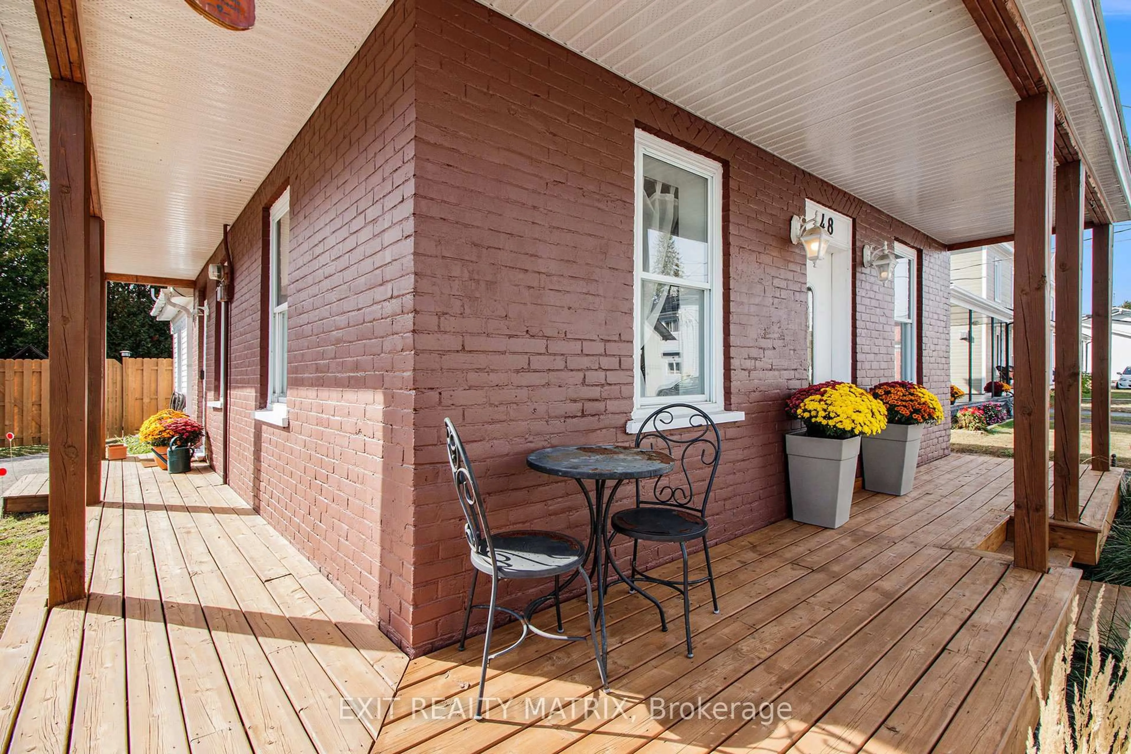 Patio, street for 48 Du Moulin St, Alfred and Plantagenet Ontario K0B 1A0