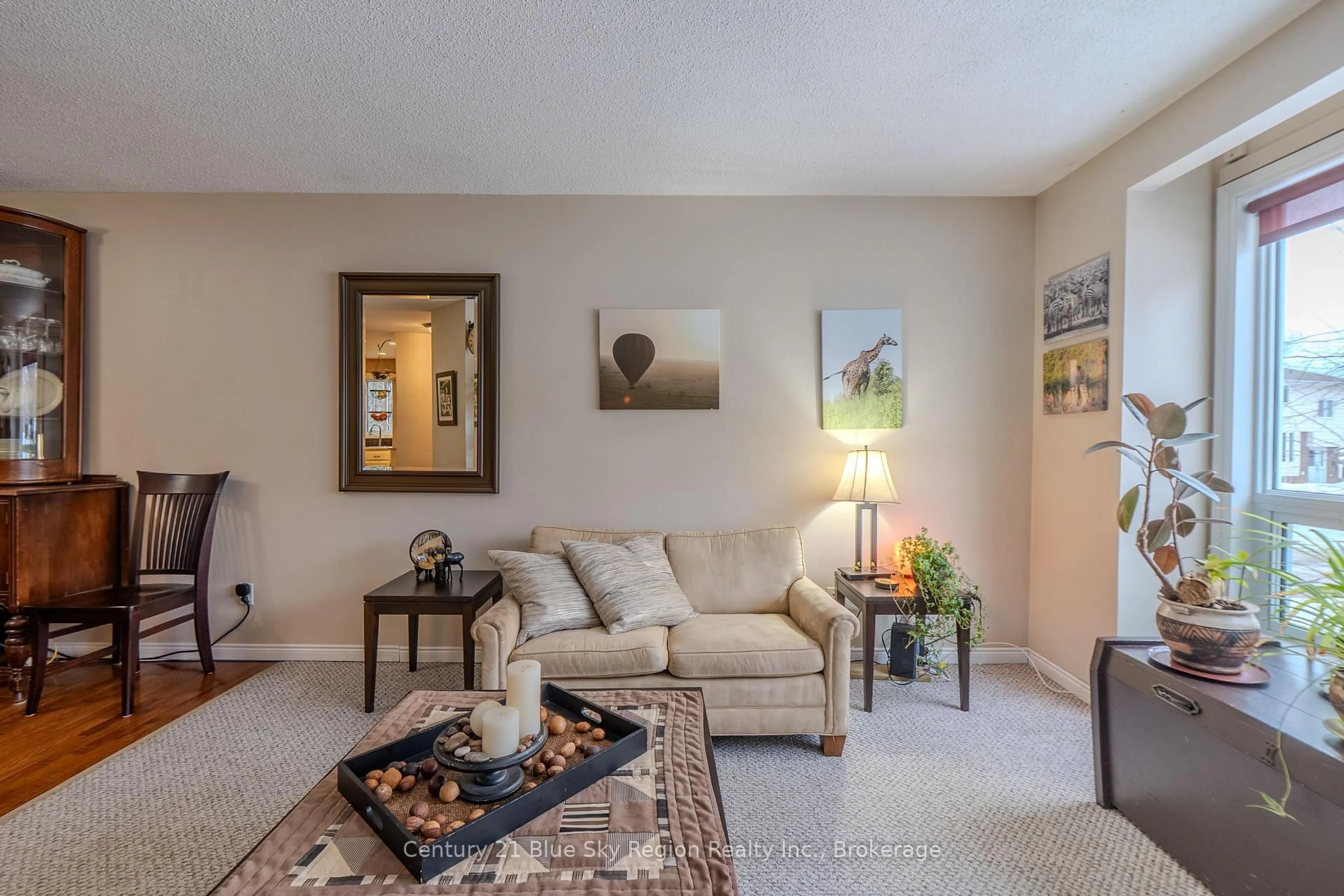 Living room with furniture, unknown for 22 Canyon Crt, North Bay Ontario P1B 9A7