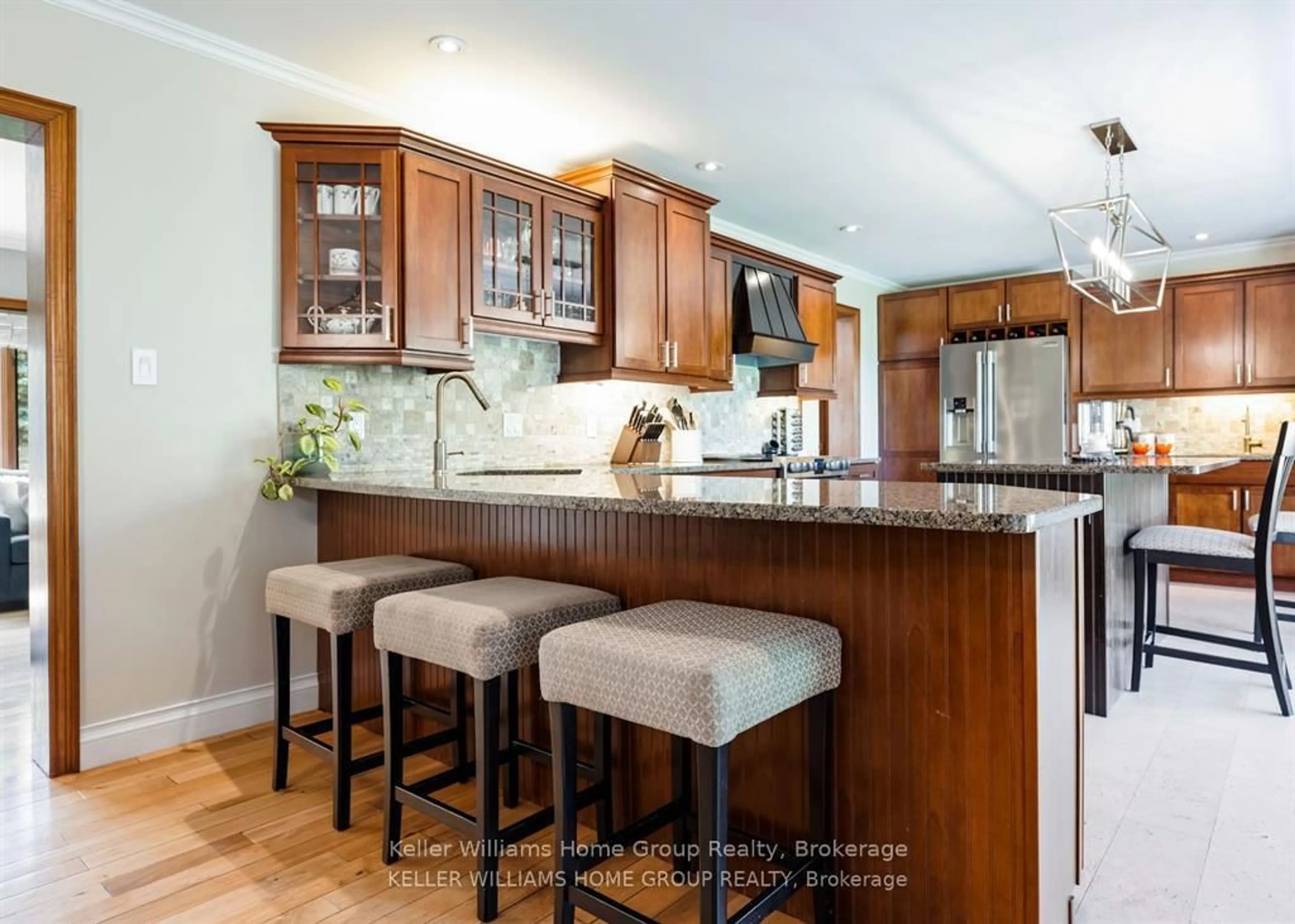 Open concept kitchen, unknown for 996594 Mulmur Tos Townline, Mulmur Ontario L9V 0N2