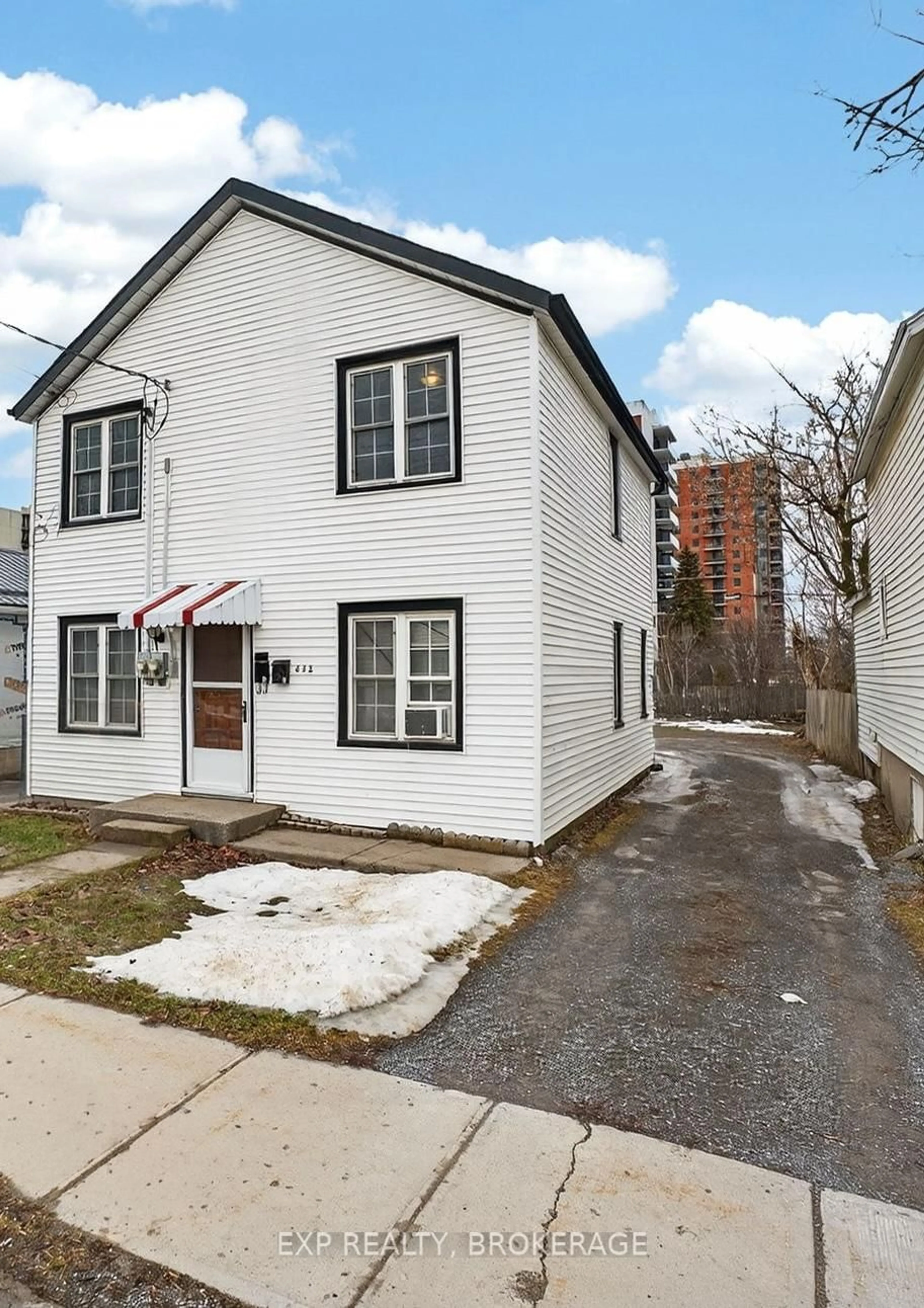 Home with brick exterior material, street for 632 MacDonnell St, Kingston Ontario K7K 4X3