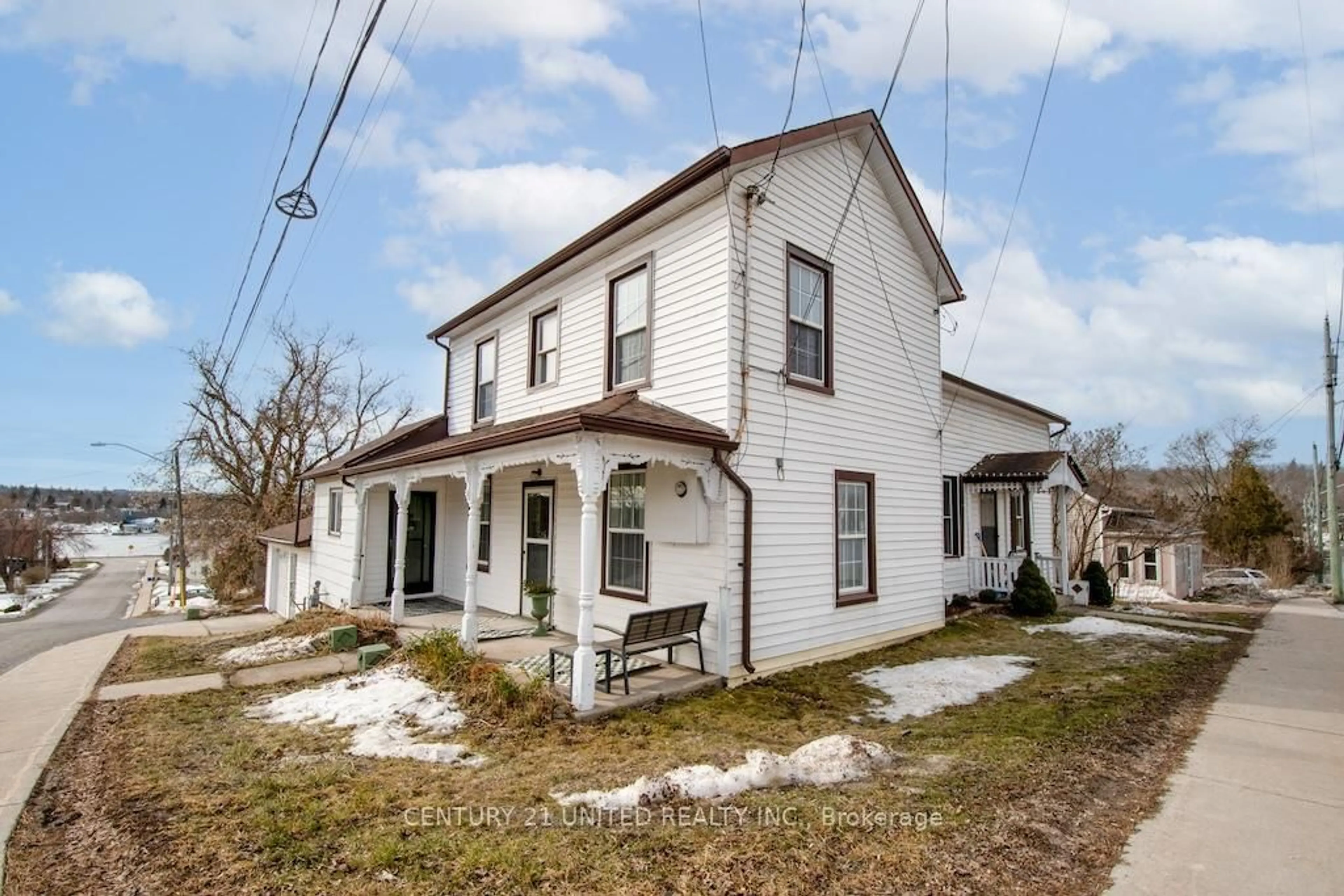 A pic from outside/outdoor area/front of a property/back of a property/a pic from drone, building for 63 Hope St, Trent Hills Ontario K0L 1Y0
