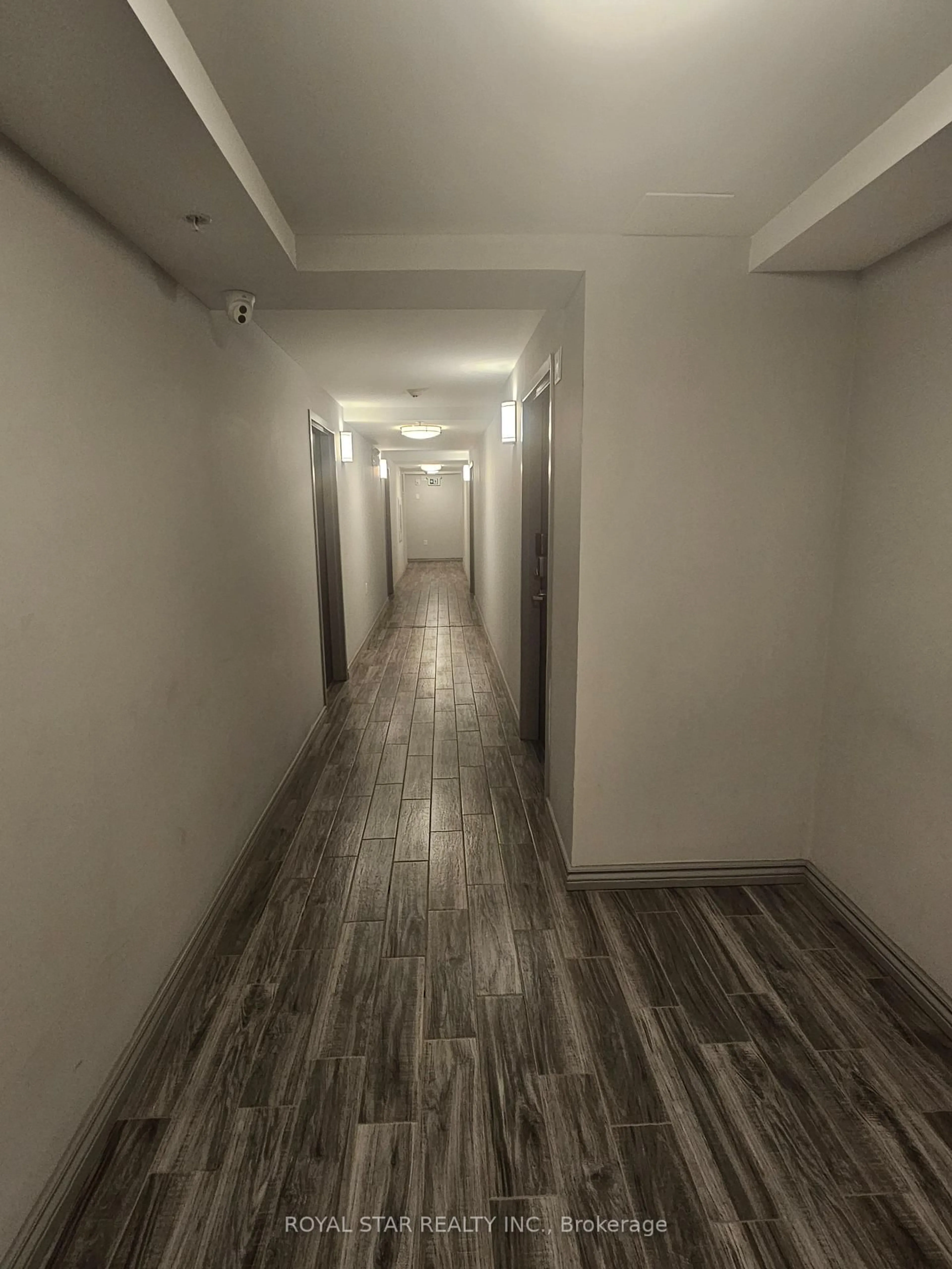 A pic of a room for 275 Larch St #F411, Waterloo Ontario N2L 3R2