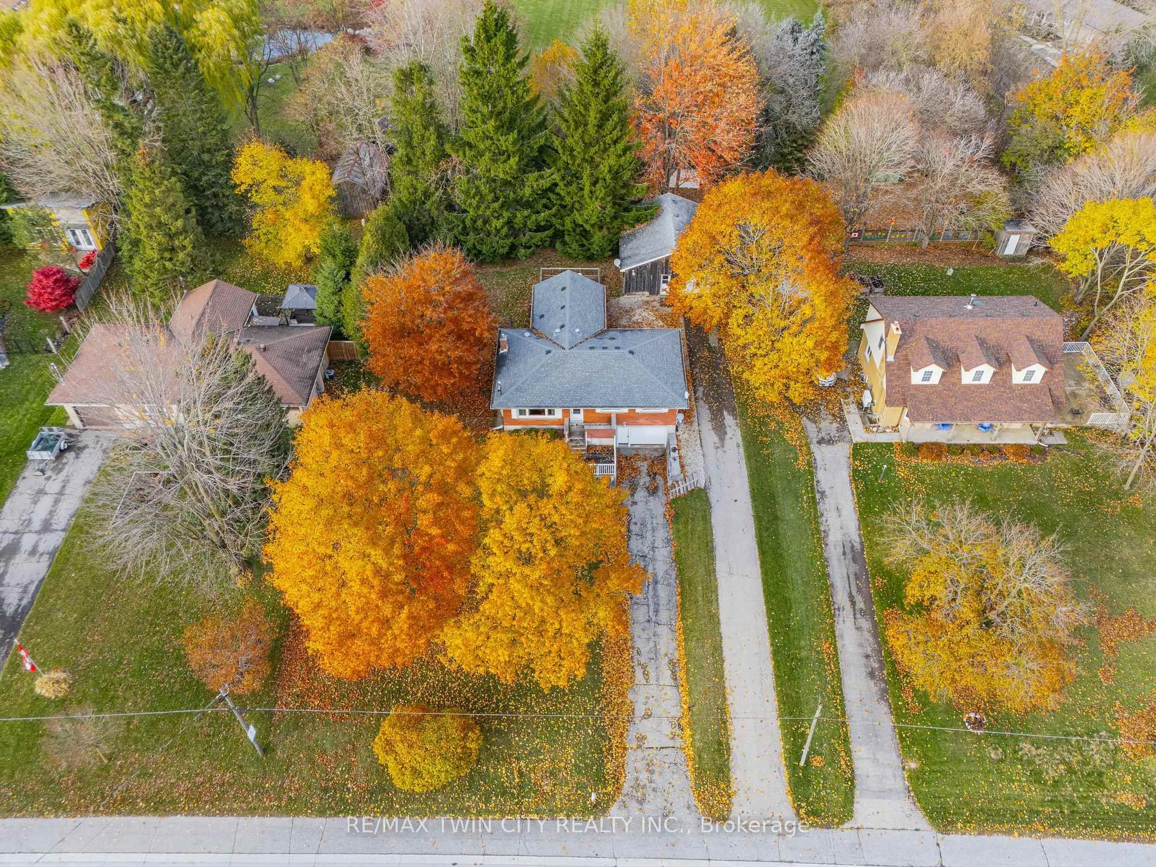 A pic from outside/outdoor area/front of a property/back of a property/a pic from drone, street for 1297 Queens Bush Rd, Wellesley Ontario N0B 2T0