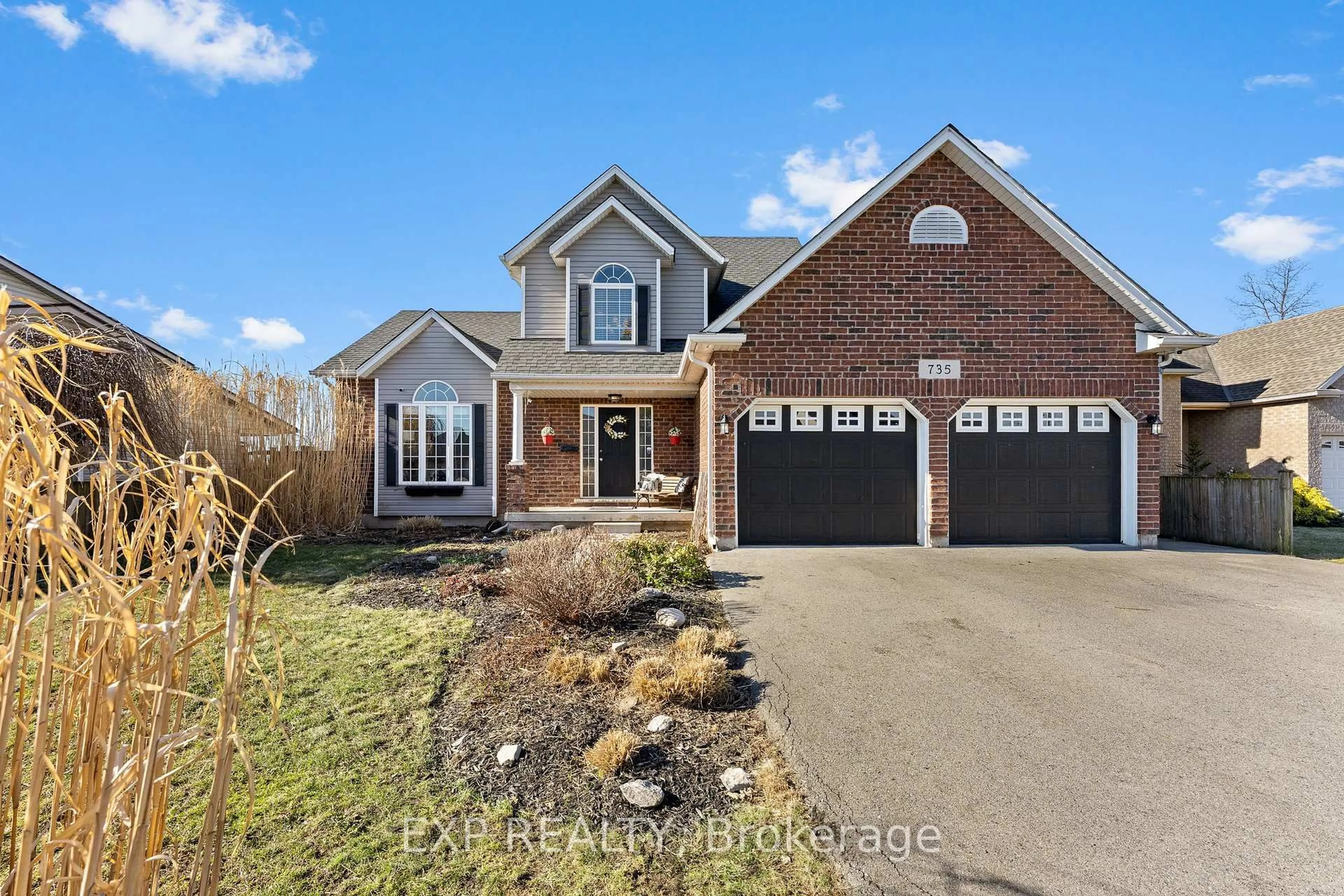 Home with brick exterior material, street for 735 Nancy Rd, Fort Erie Ontario L2A 6P8