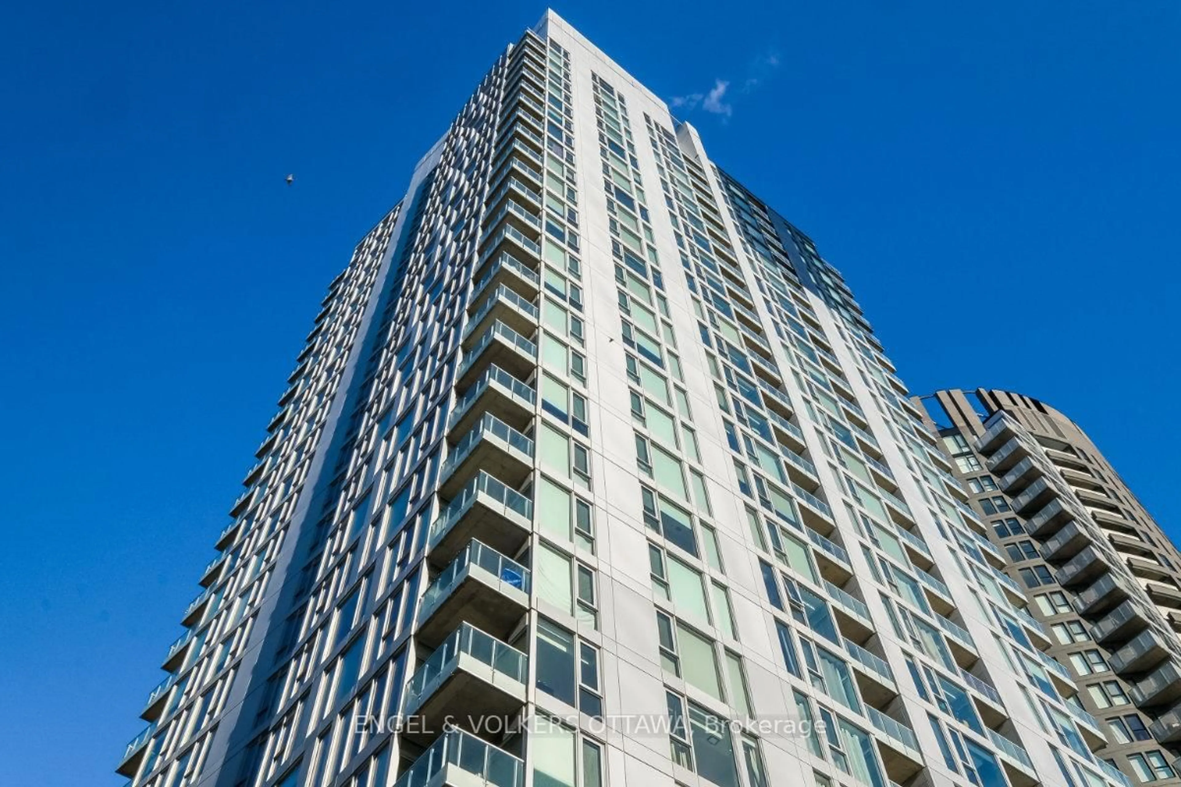 Unknown for 179 Metcalfe St #2401, Ottawa Ontario K2P 1P7