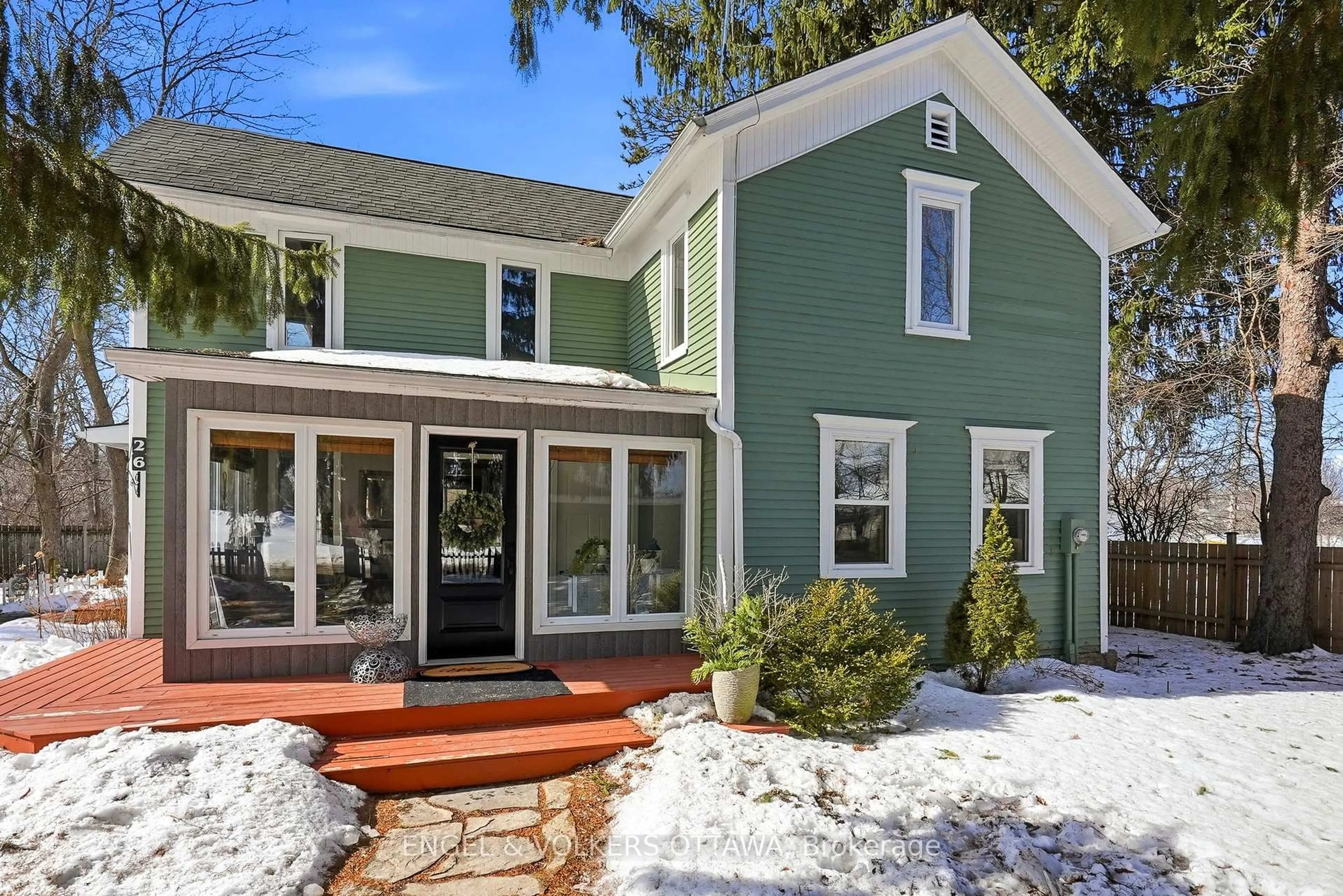 Home with vinyl exterior material, street for 26 Harvey St, North Grenville Ontario K0J 1J0