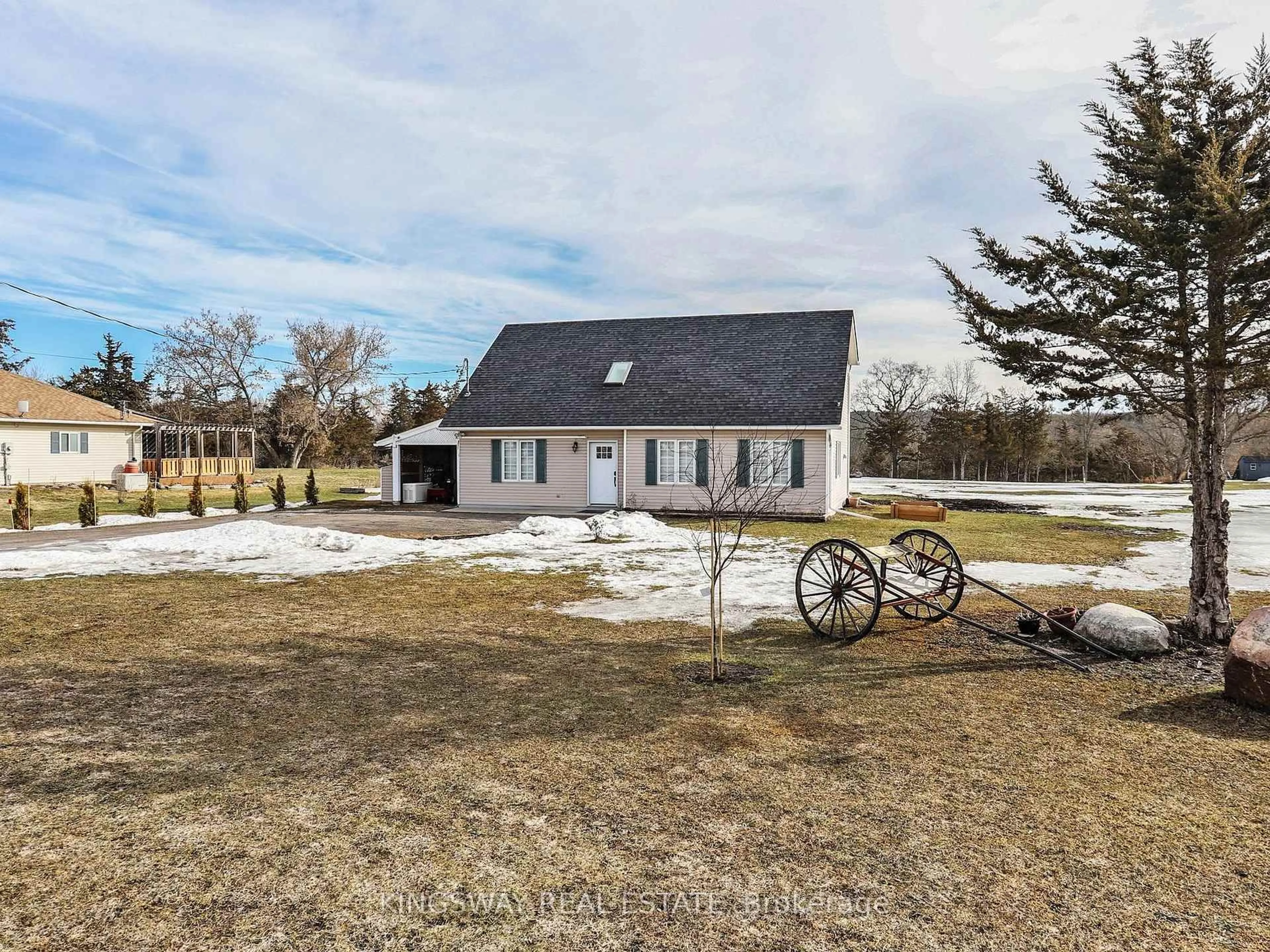A pic from outside/outdoor area/front of a property/back of a property/a pic from drone, unknown for 20 Glen Ross Rd, Hastings Ontario K0K 2C0