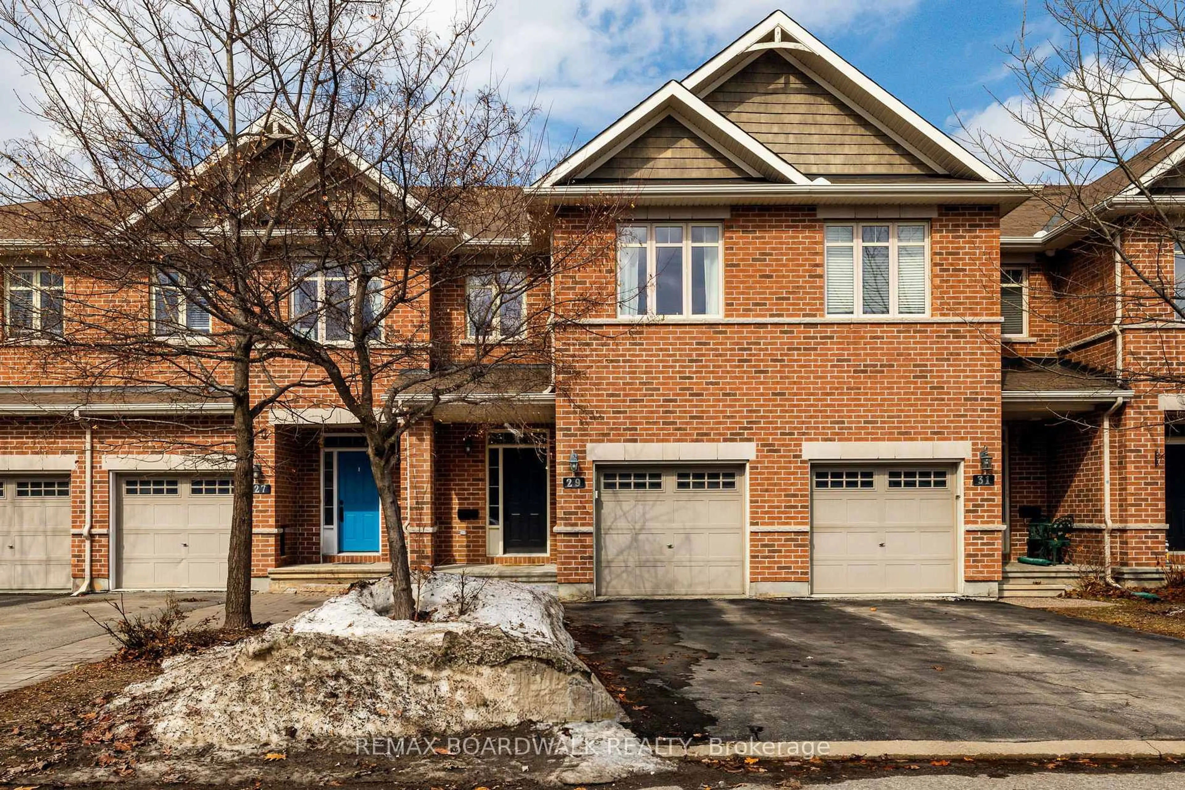 Unknown for 29 Madelon Dr, Ottawa Ontario K2J 5C7