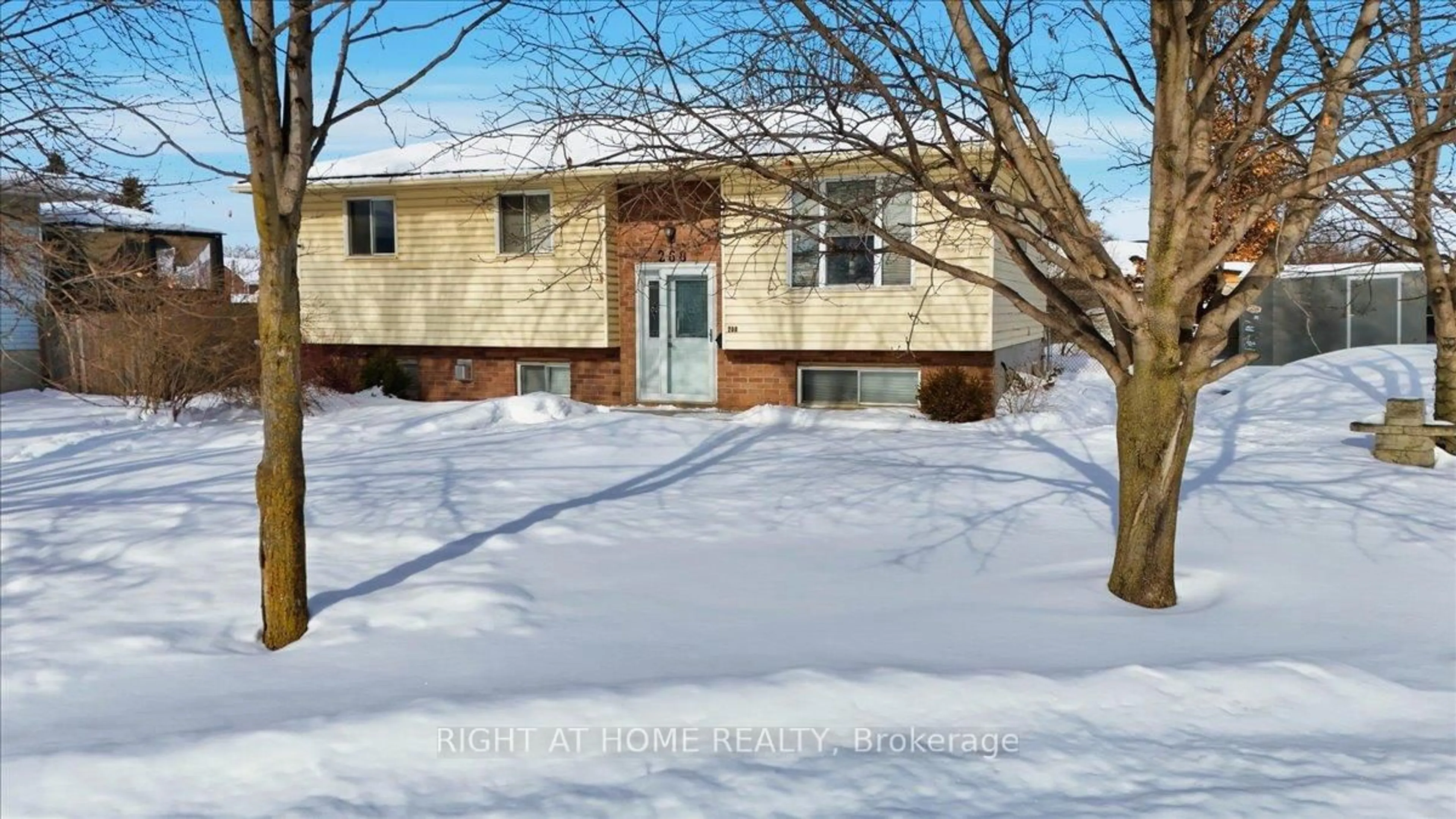 Unknown for 268 College St, Belleville Ontario K8N 5P7