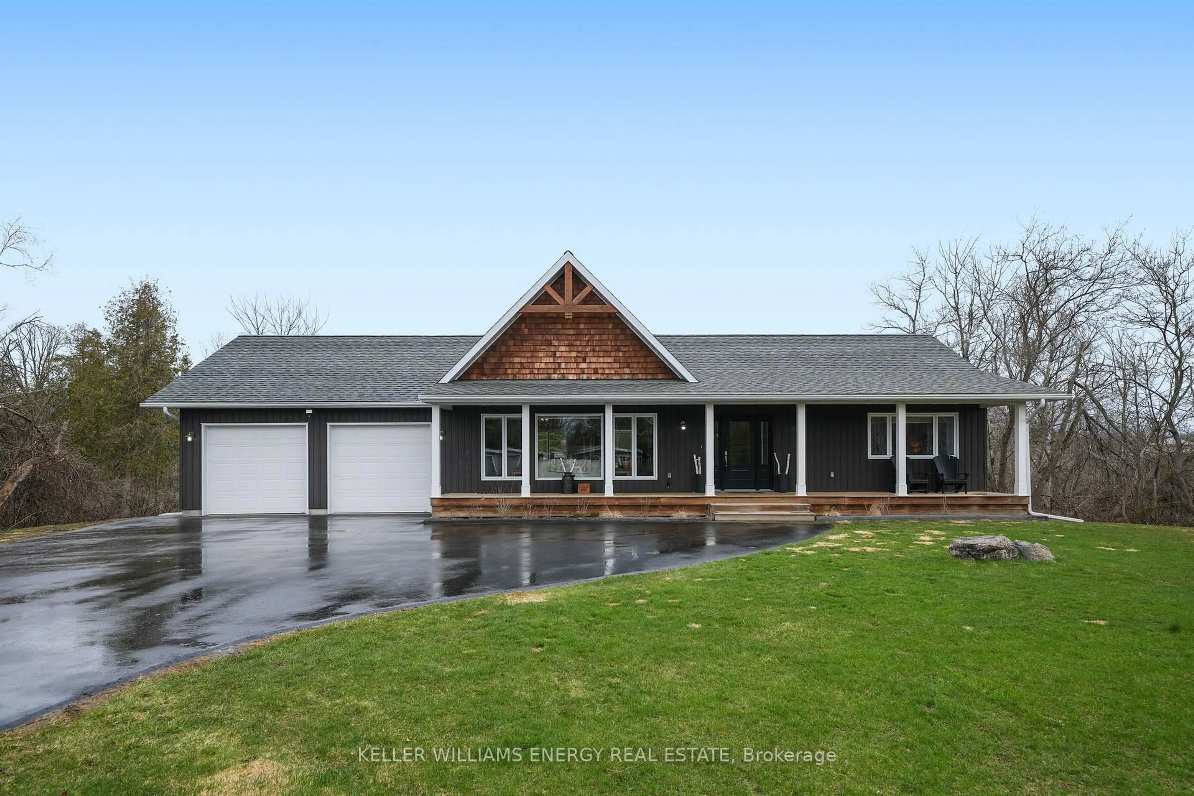 Home with vinyl exterior material, unknown for 20 Lagoon Dr, Kawartha Lakes Ontario K0M 1N0