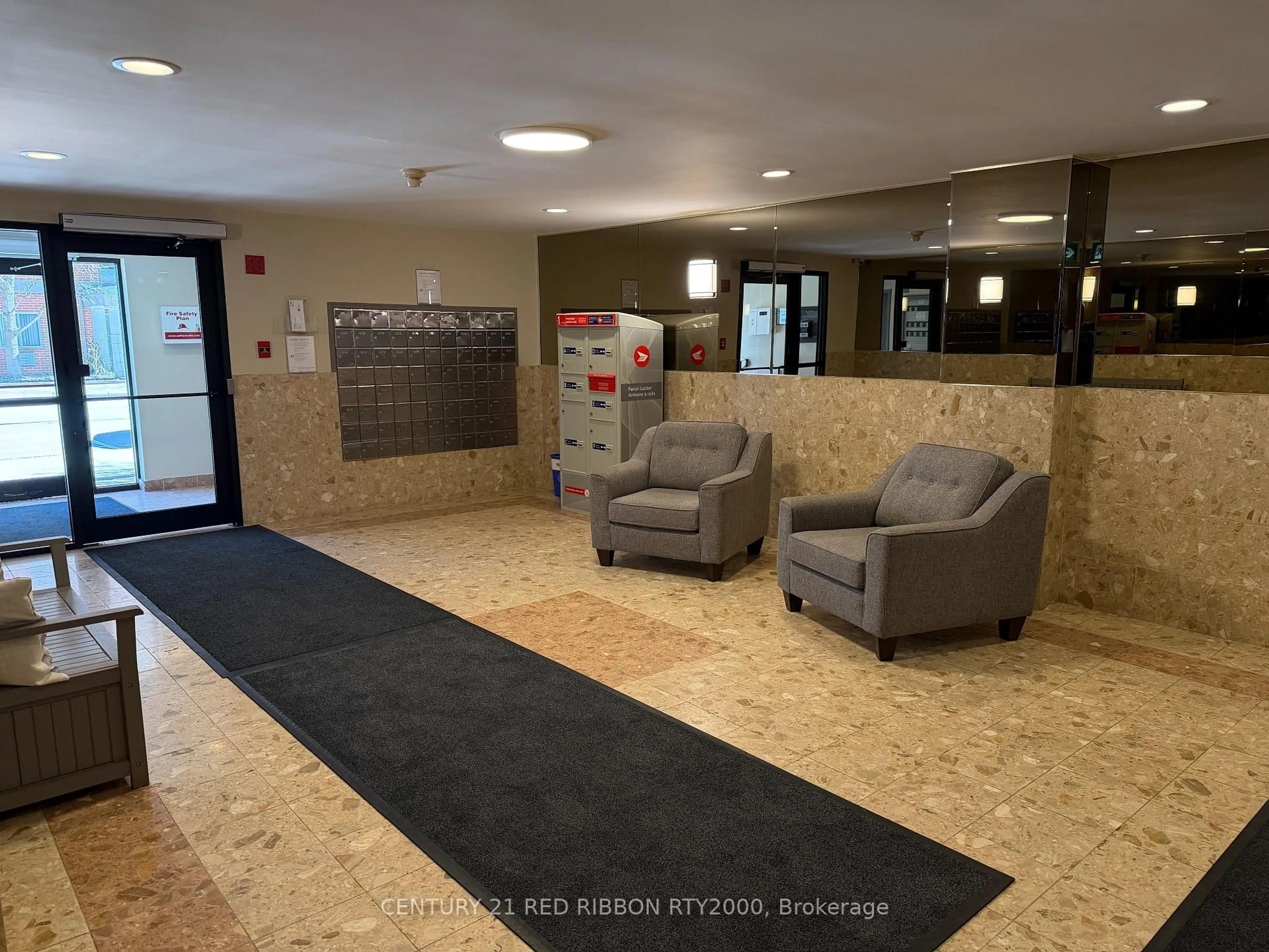 Lobby for 333 Commissioners Rd #1001, London South Ontario N6J 4X7