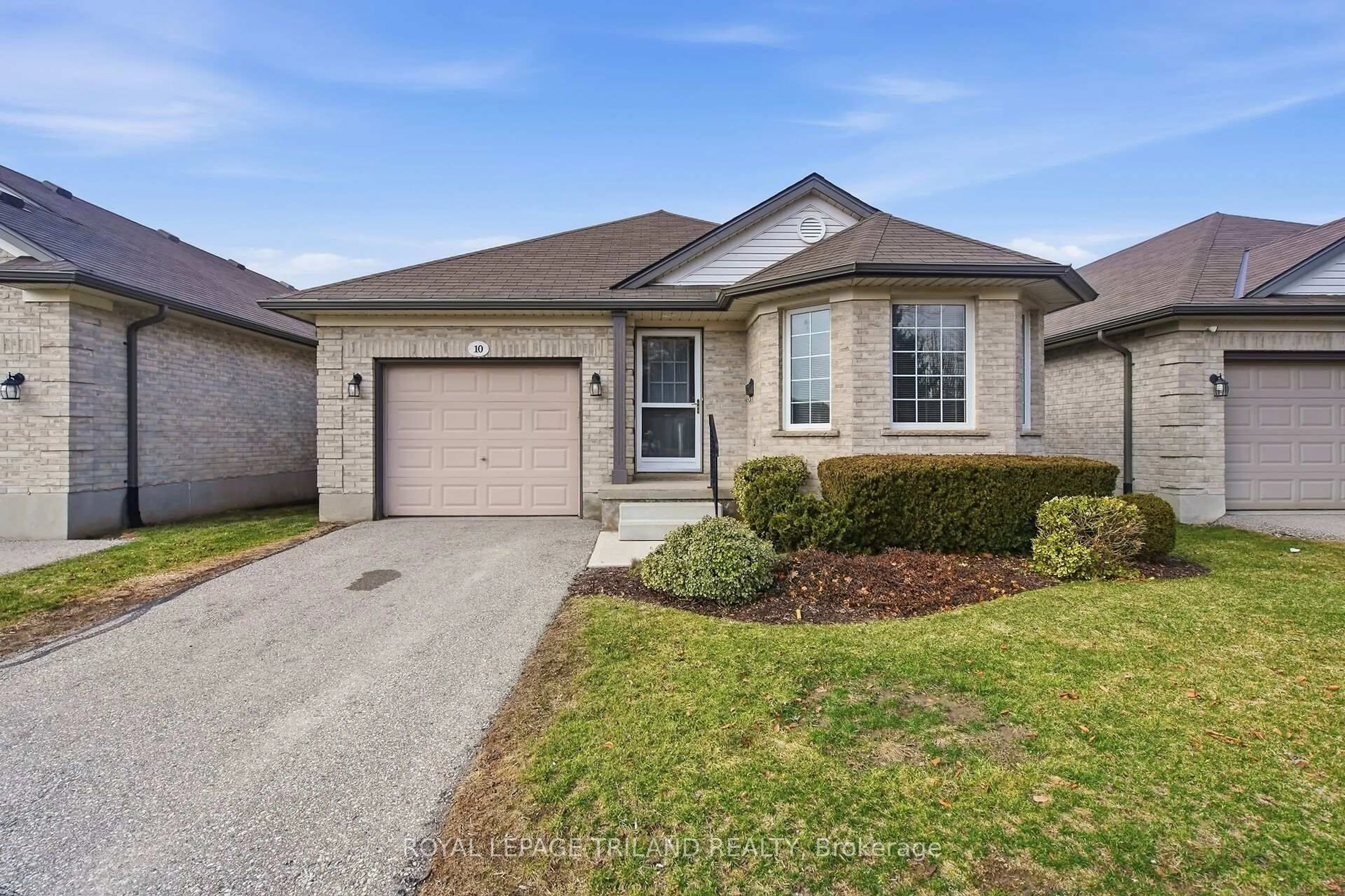 Home with brick exterior material, street for 20 Windemere Pl #10, St. Thomas Ontario N5R 6H6