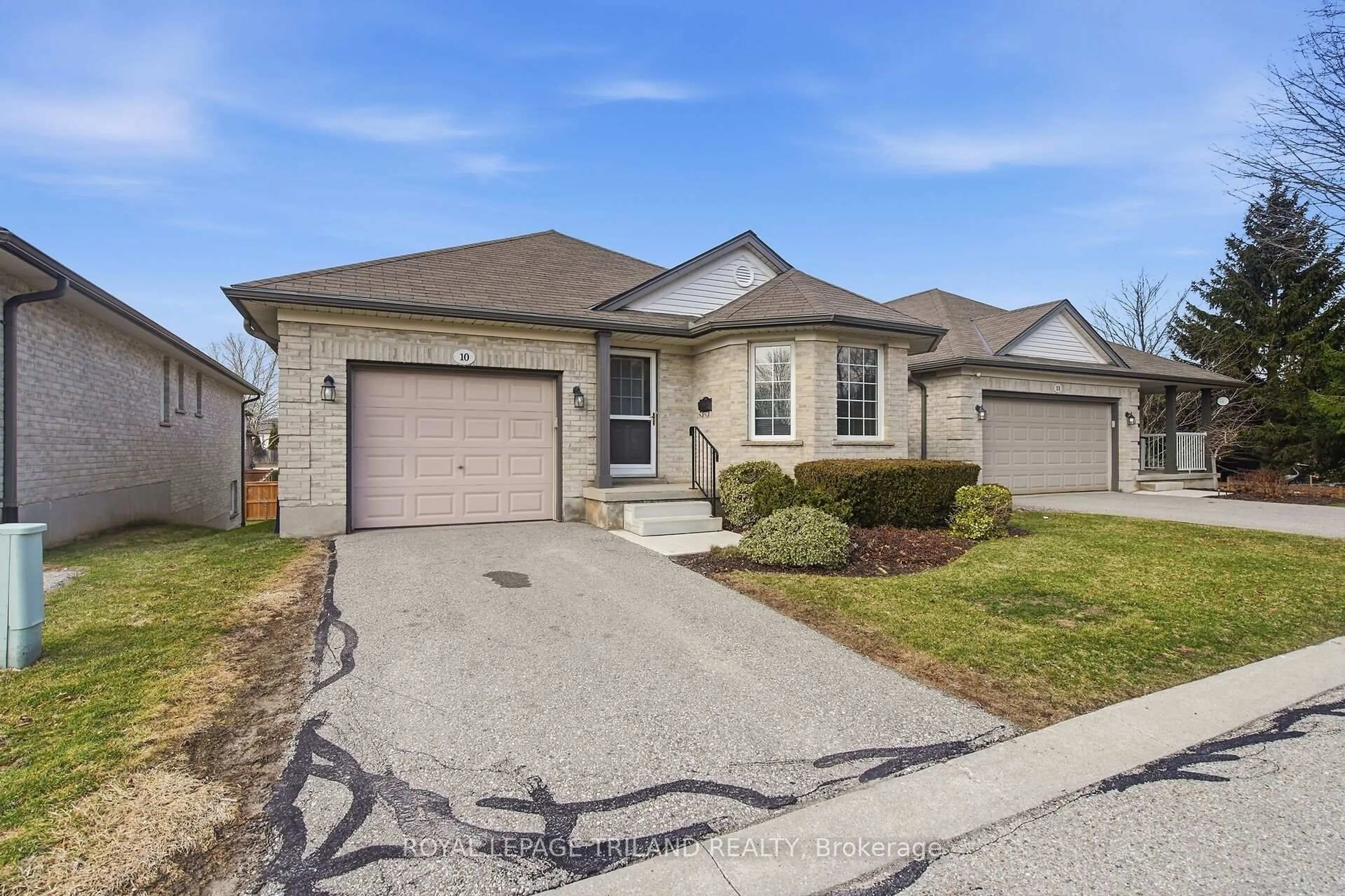 Home with brick exterior material, street for 20 Windemere Pl #10, St. Thomas Ontario N5R 6H6