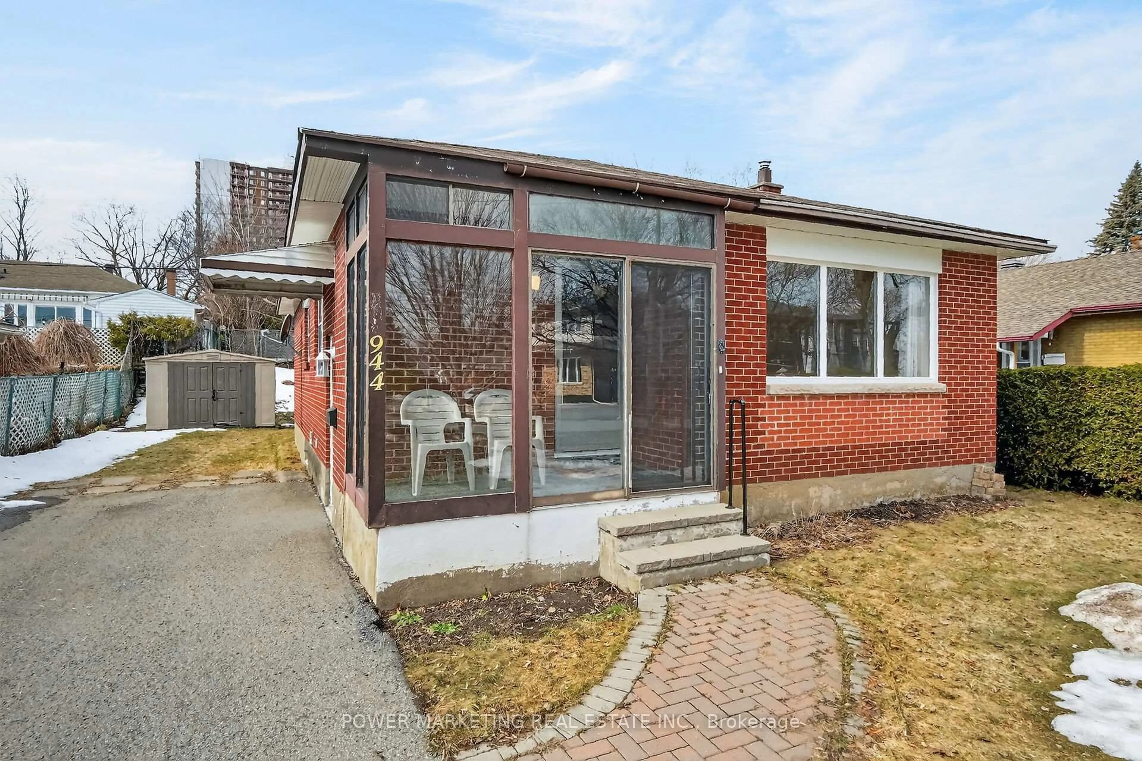 Home with brick exterior material, street for 944 Eve St, Ottawa Ontario K1K 3R4