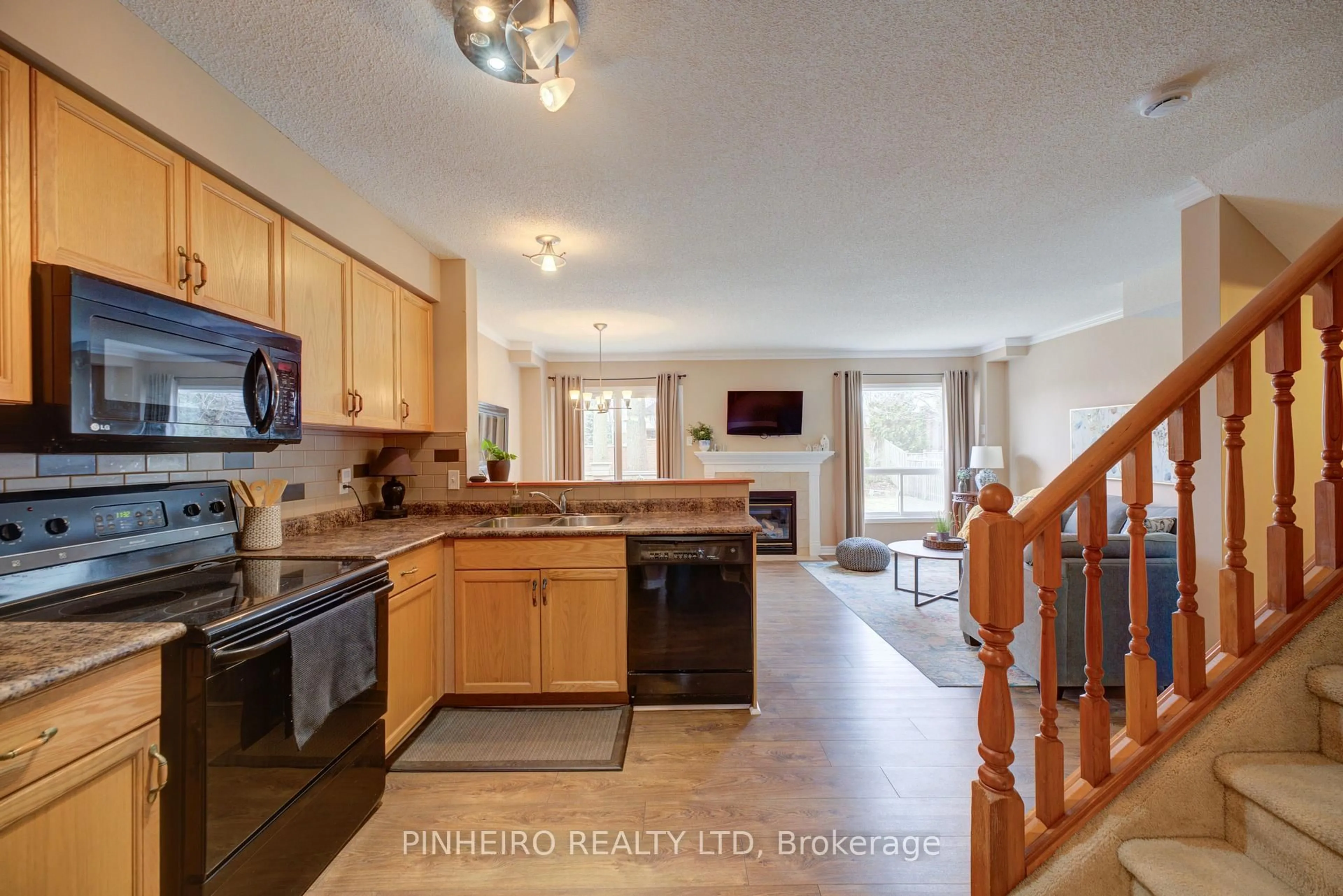 Open concept kitchen, ceramic/tile floor for 510 Blackwater Pl, London North Ontario N5X 4J4