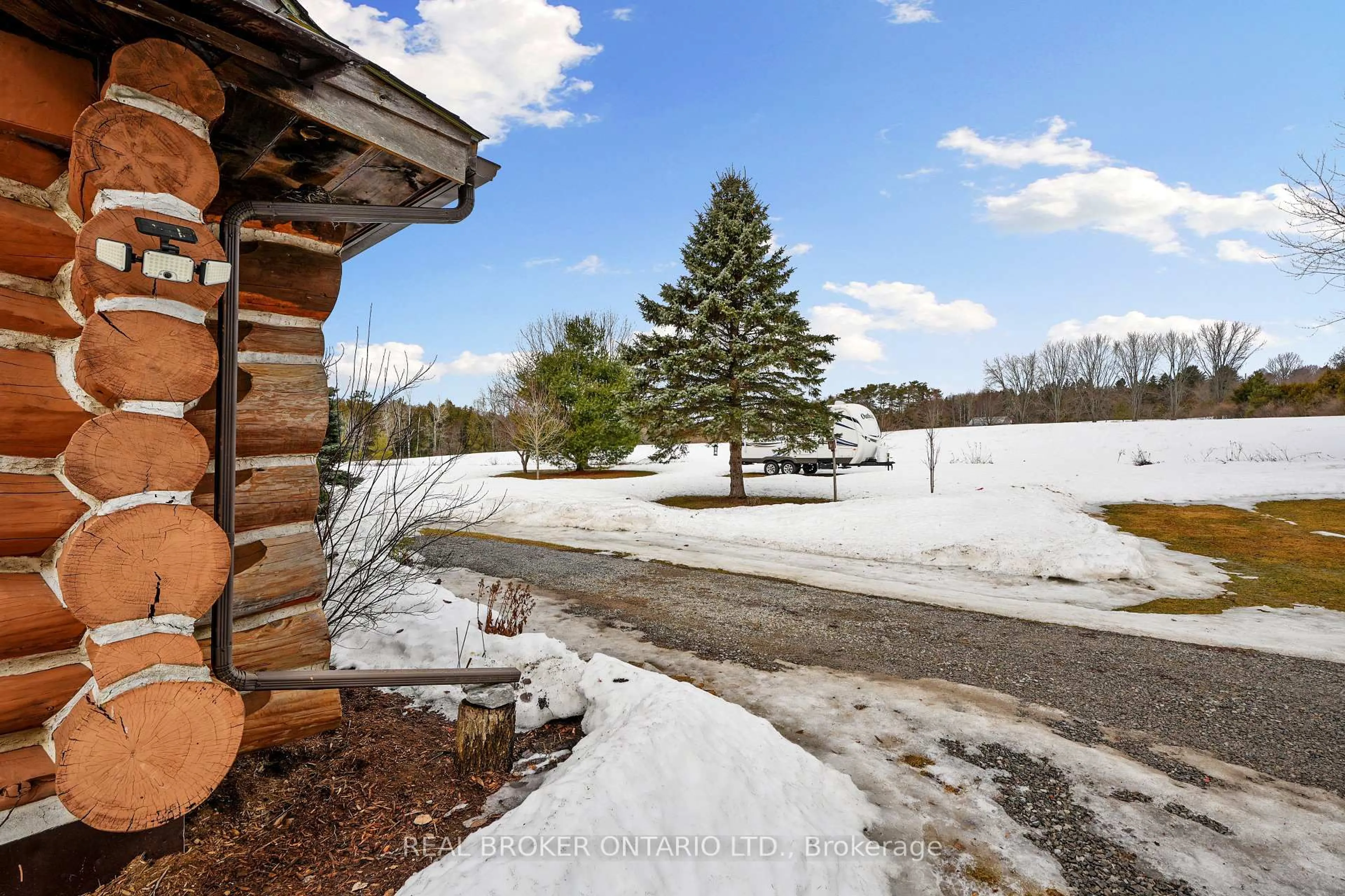 Patio, unknown for 481 Oak Hill Rd, Port Hope Ontario L0A 1B0