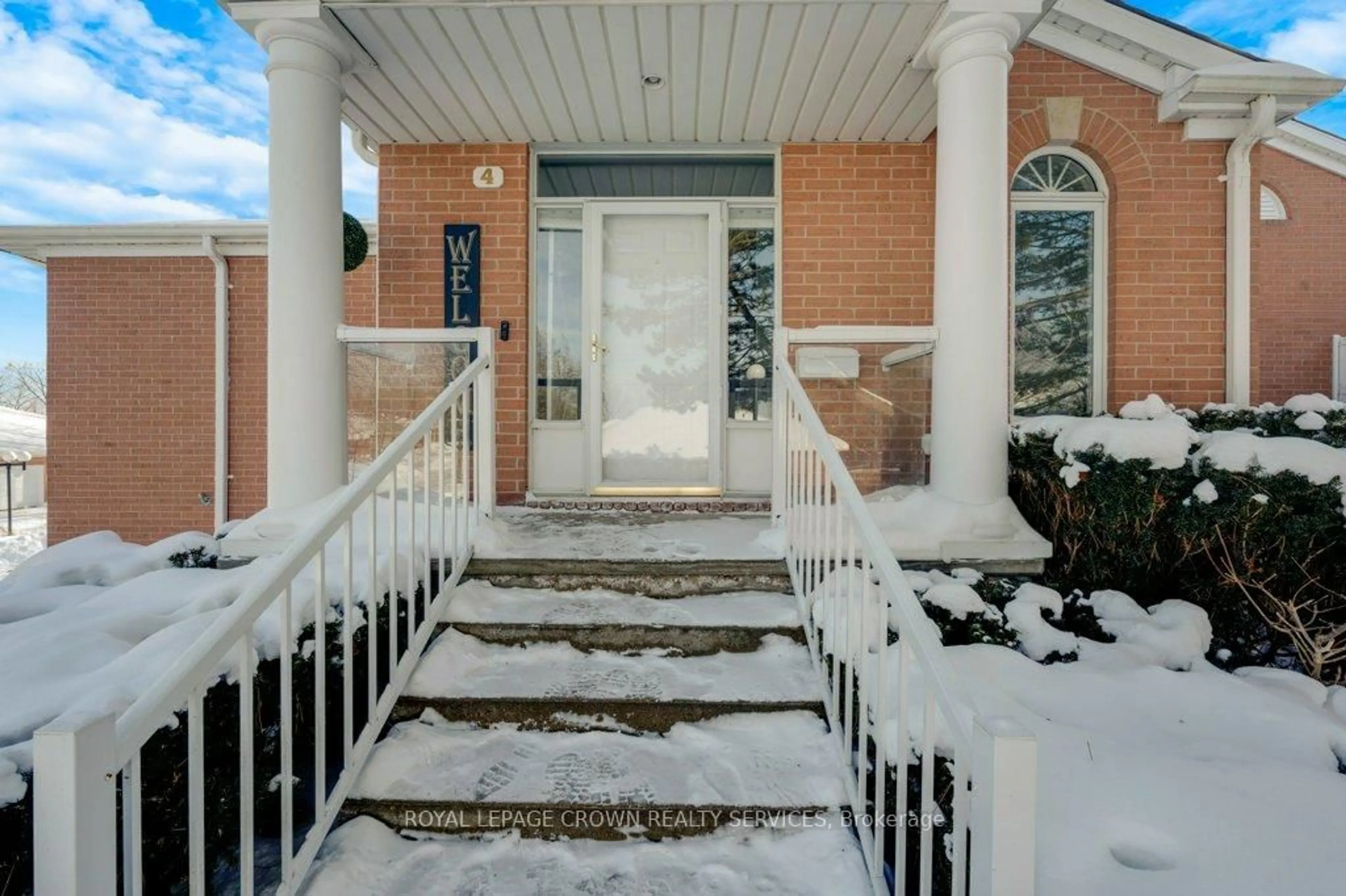 Unknown for 341 George St #4, Cambridge Ontario N1S 4X7