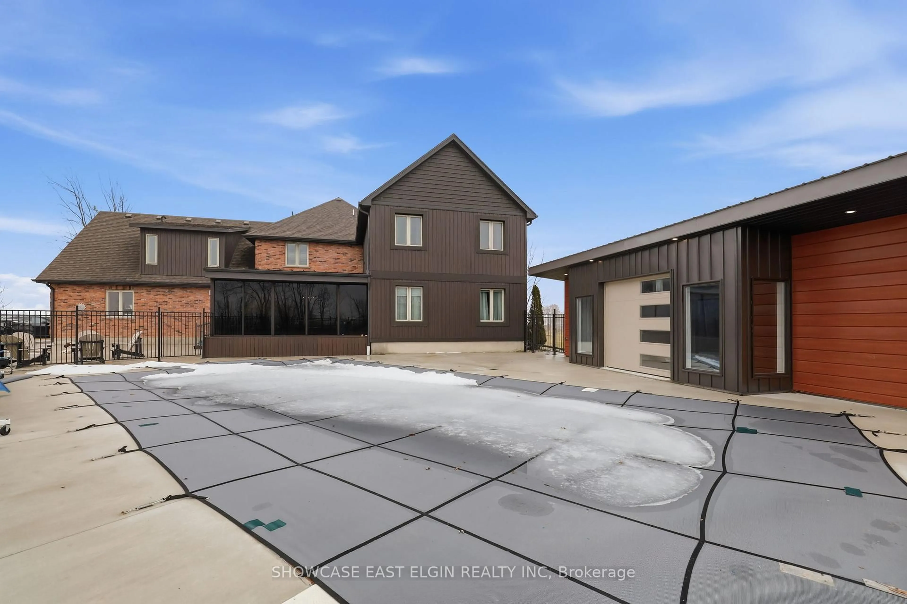 A pic from outside/outdoor area/front of a property/back of a property/a pic from drone, street for 53250 College Line, Malahide Ontario N5H 2R3