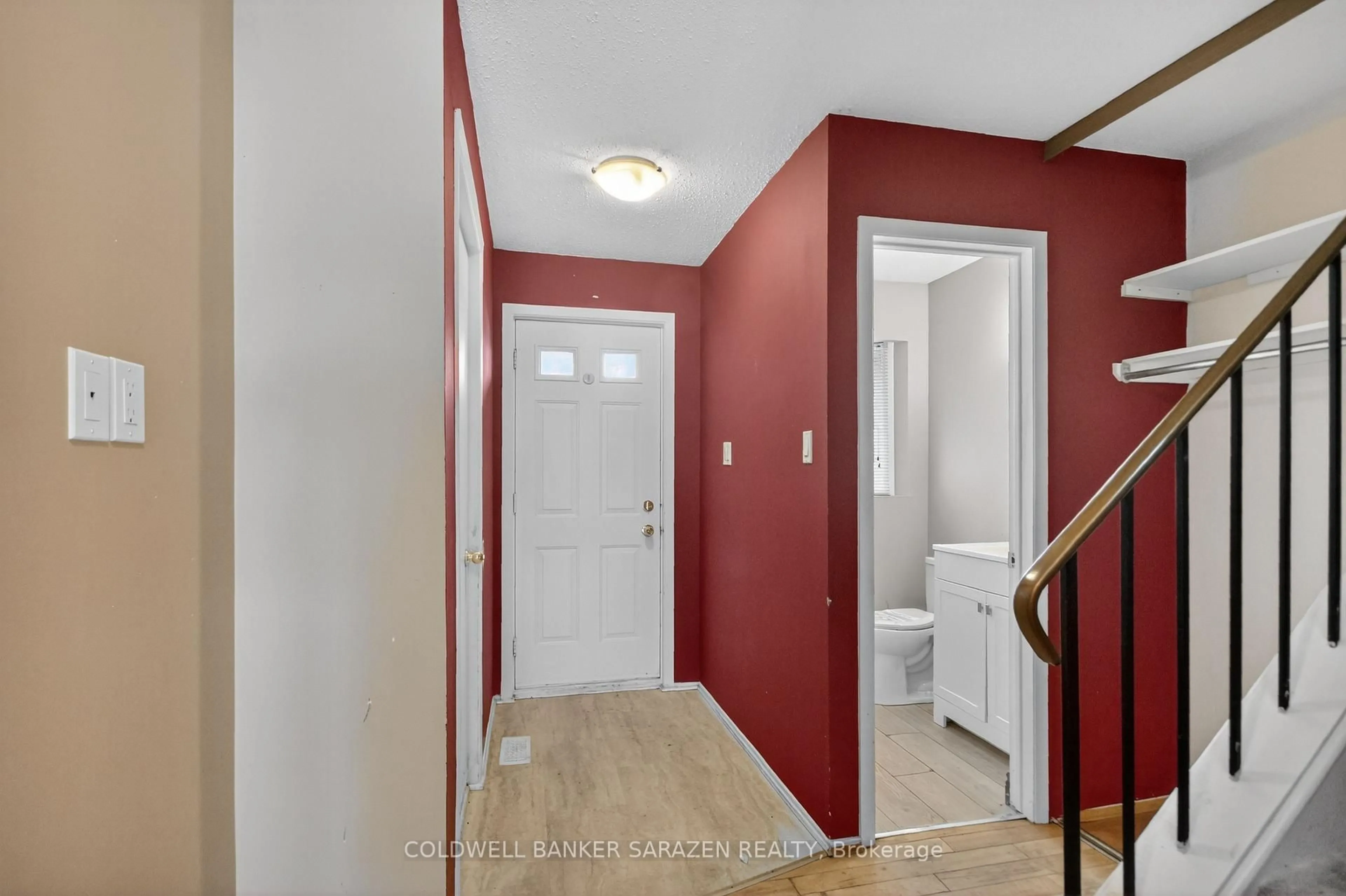 Indoor entryway for 1125 Millwood Crt #30, Orleans Ontario K1C 3E9