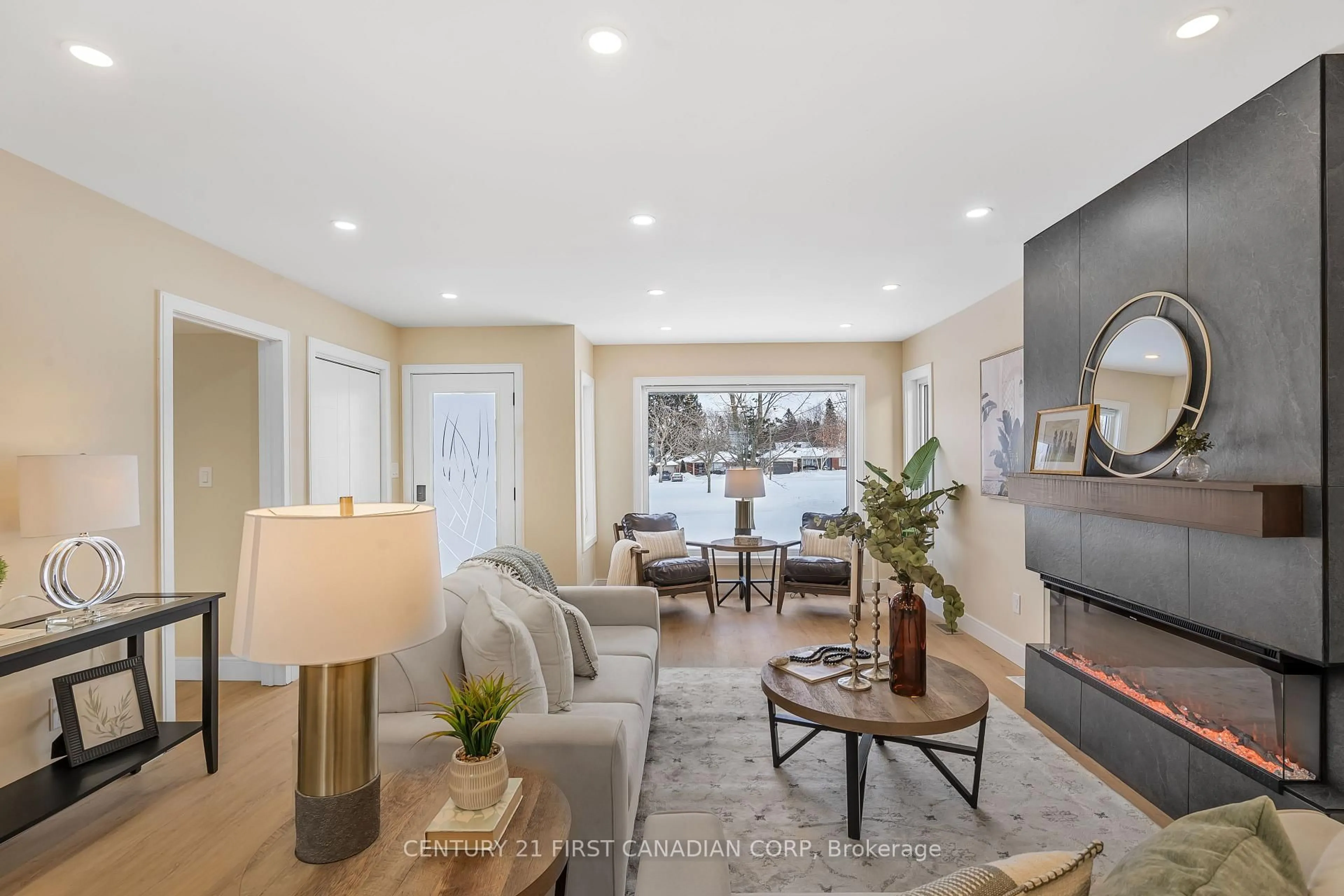 Living room with furniture, unknown for 375 Colville Blvd, London South Ontario N6K 2J4