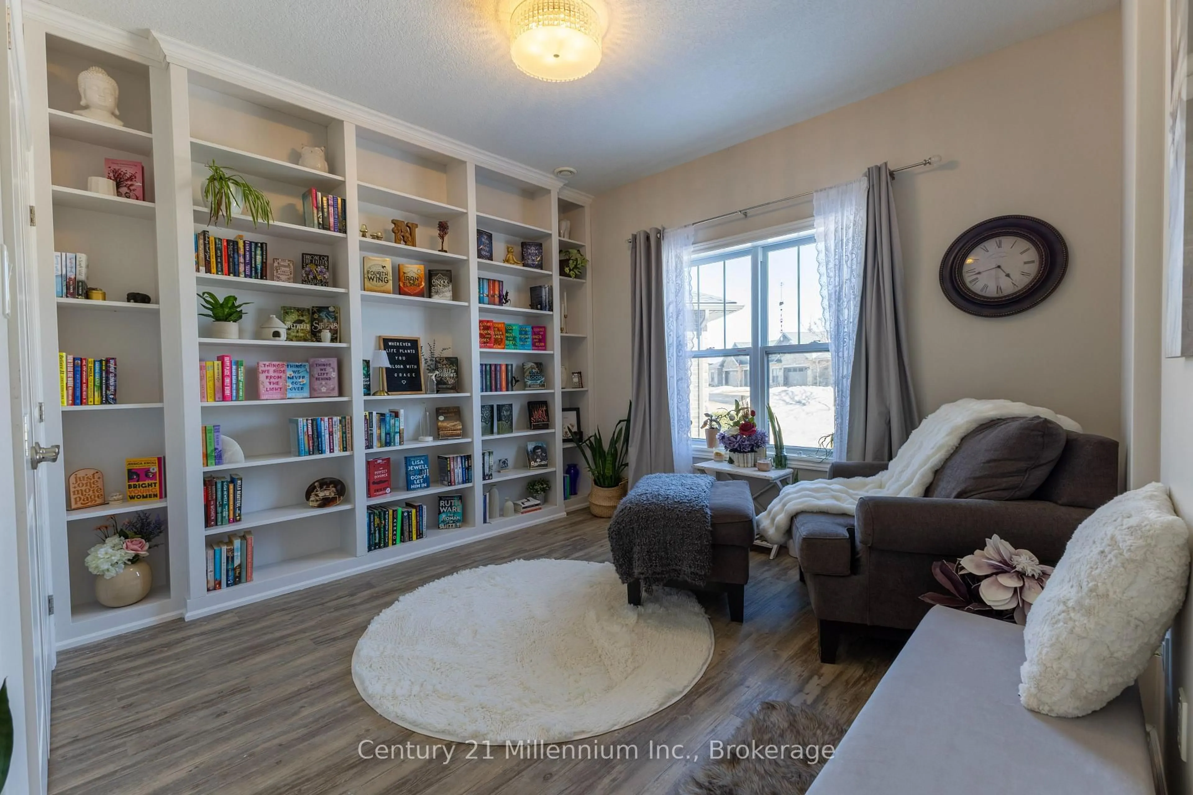 Living room with furniture, wood/laminate floor for 1050 Waterloo St #11, Saugeen Shores Ontario N0H 2C3