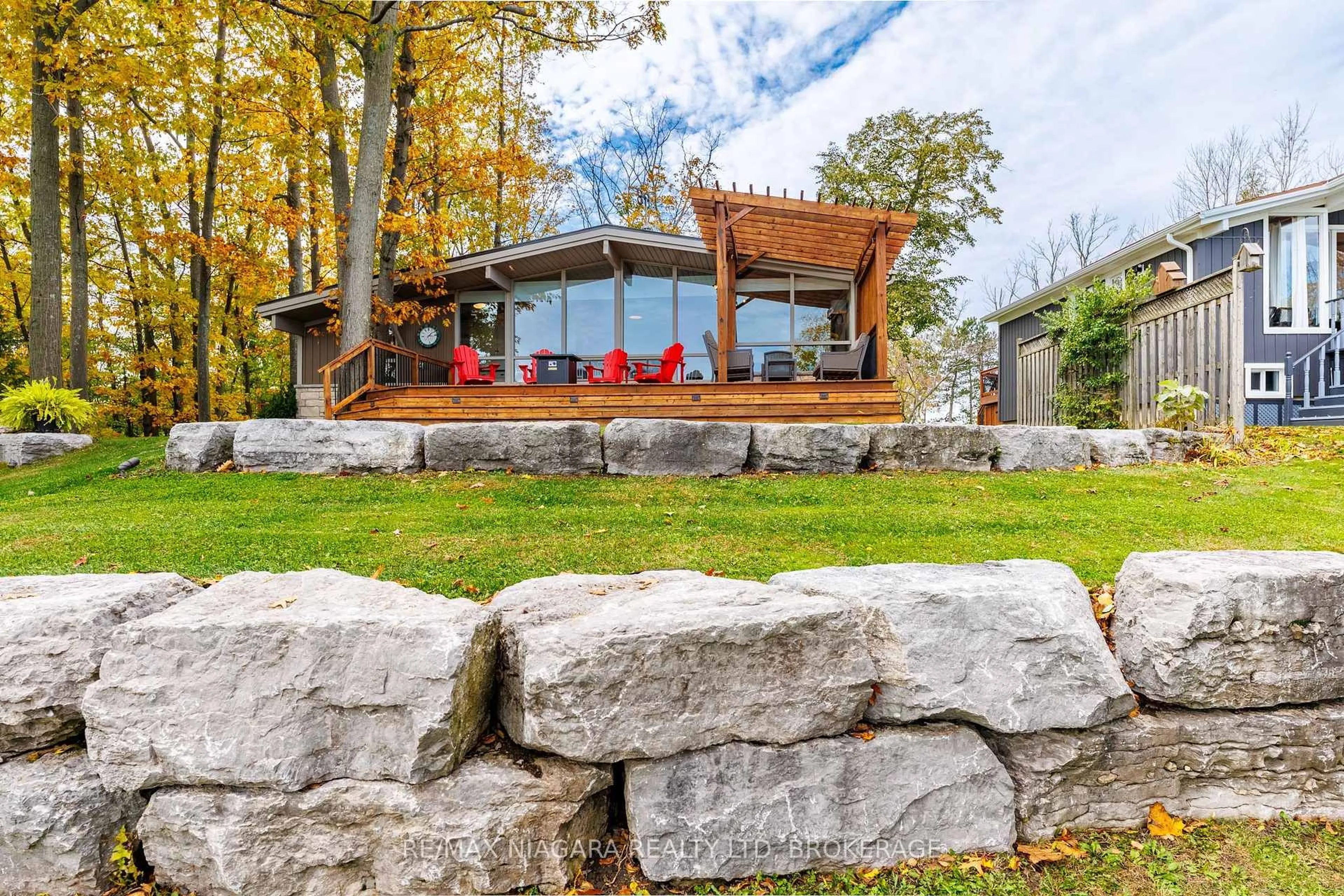 Home with brick exterior material, water/lake/river/ocean view for 42 Mohawk Point Rd, Haldimand Ontario N0A 1K0