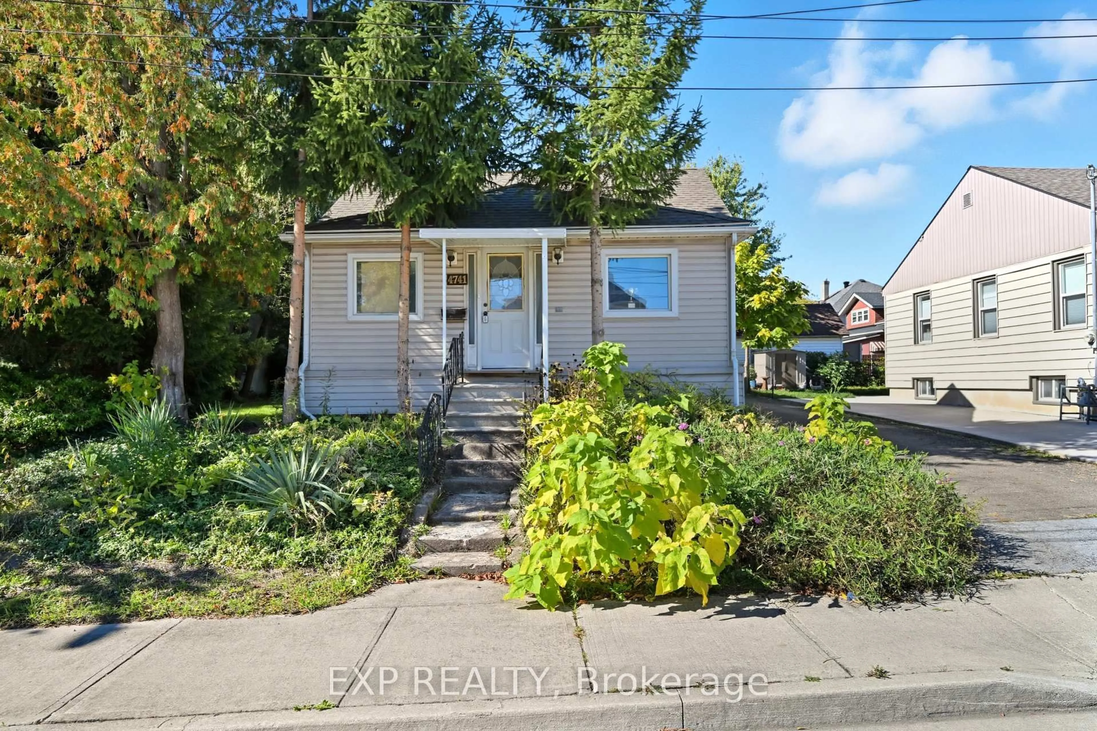 Unknown for 4741 First Ave, Niagara Falls Ontario L2E 4G6