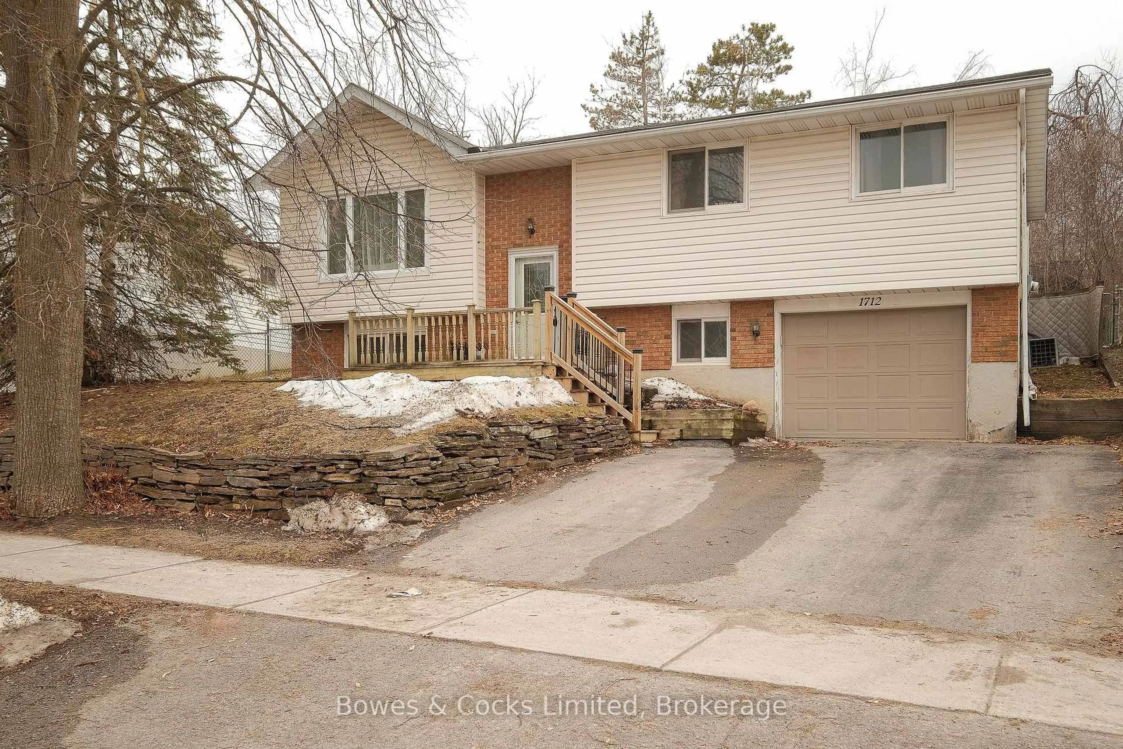 Unknown for 1712 Redwood Dr, Peterborough Ontario K9K 1M3