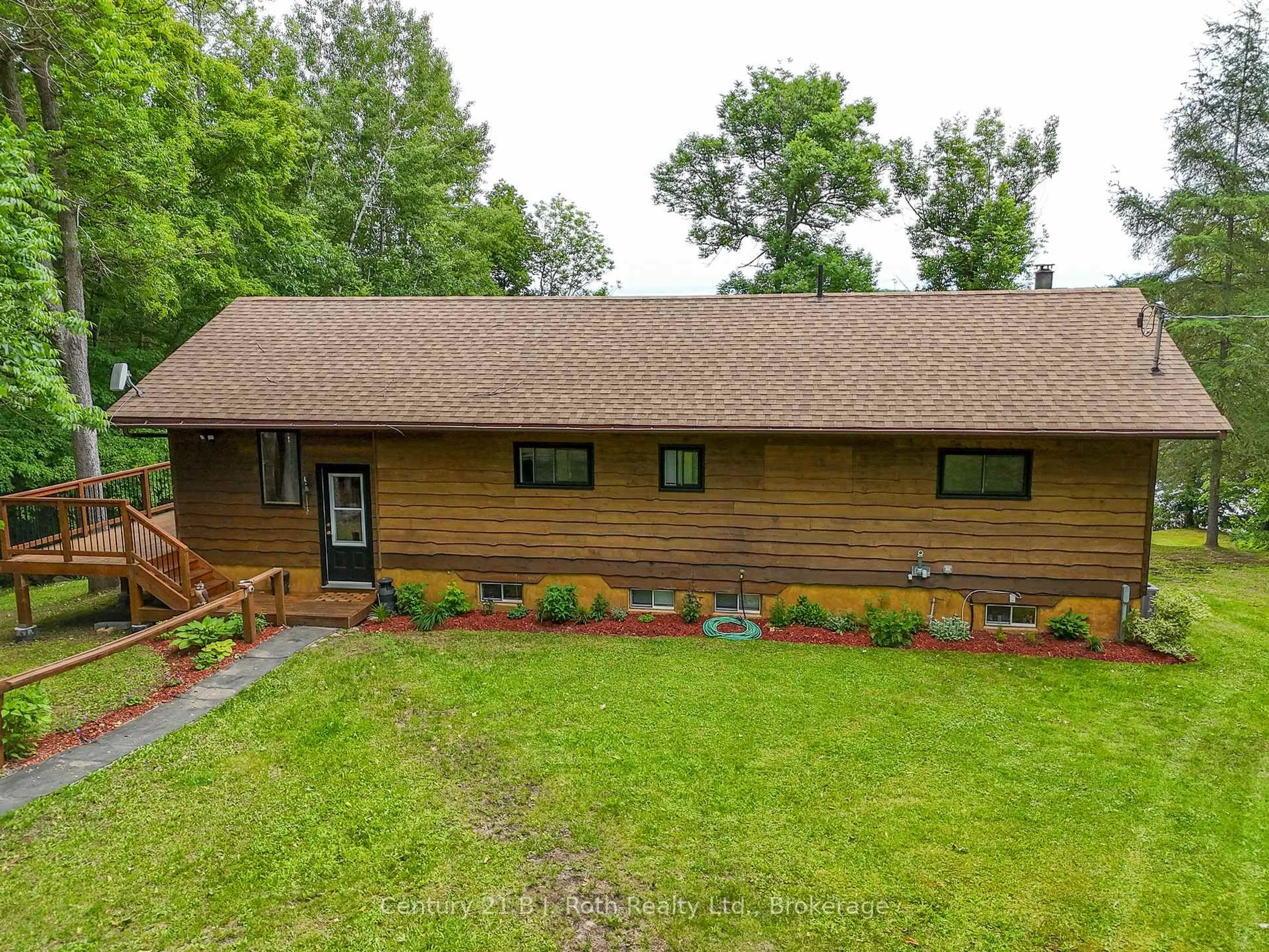 A pic from outside/outdoor area/front of a property/back of a property/a pic from drone, unknown for 169 ODD'S Dr, Parry Sound Remote Area Ontario P0H 2R0