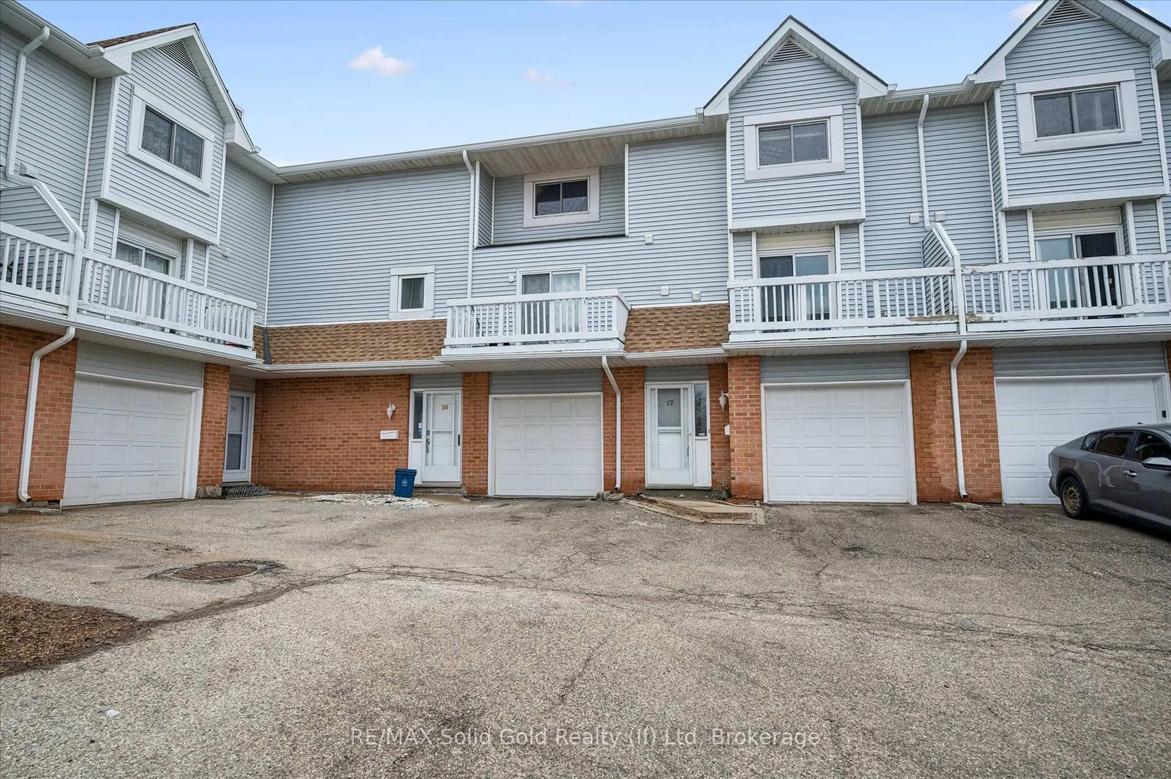 A pic from outside/outdoor area/front of a property/back of a property/a pic from drone, street for 111 Traynor Ave #17, Kitchener Ontario N2C 2N1