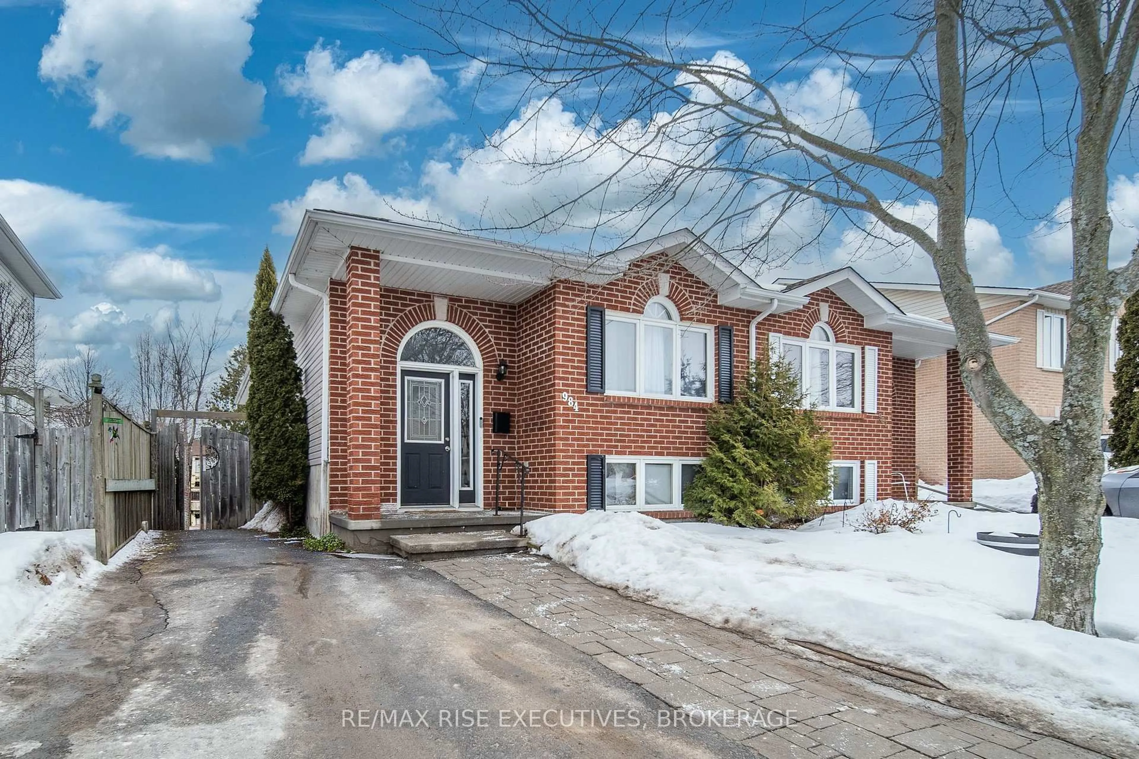 Home with brick exterior material, street for 984 Waterbury Cres, Kingston Ontario K7M 8V3