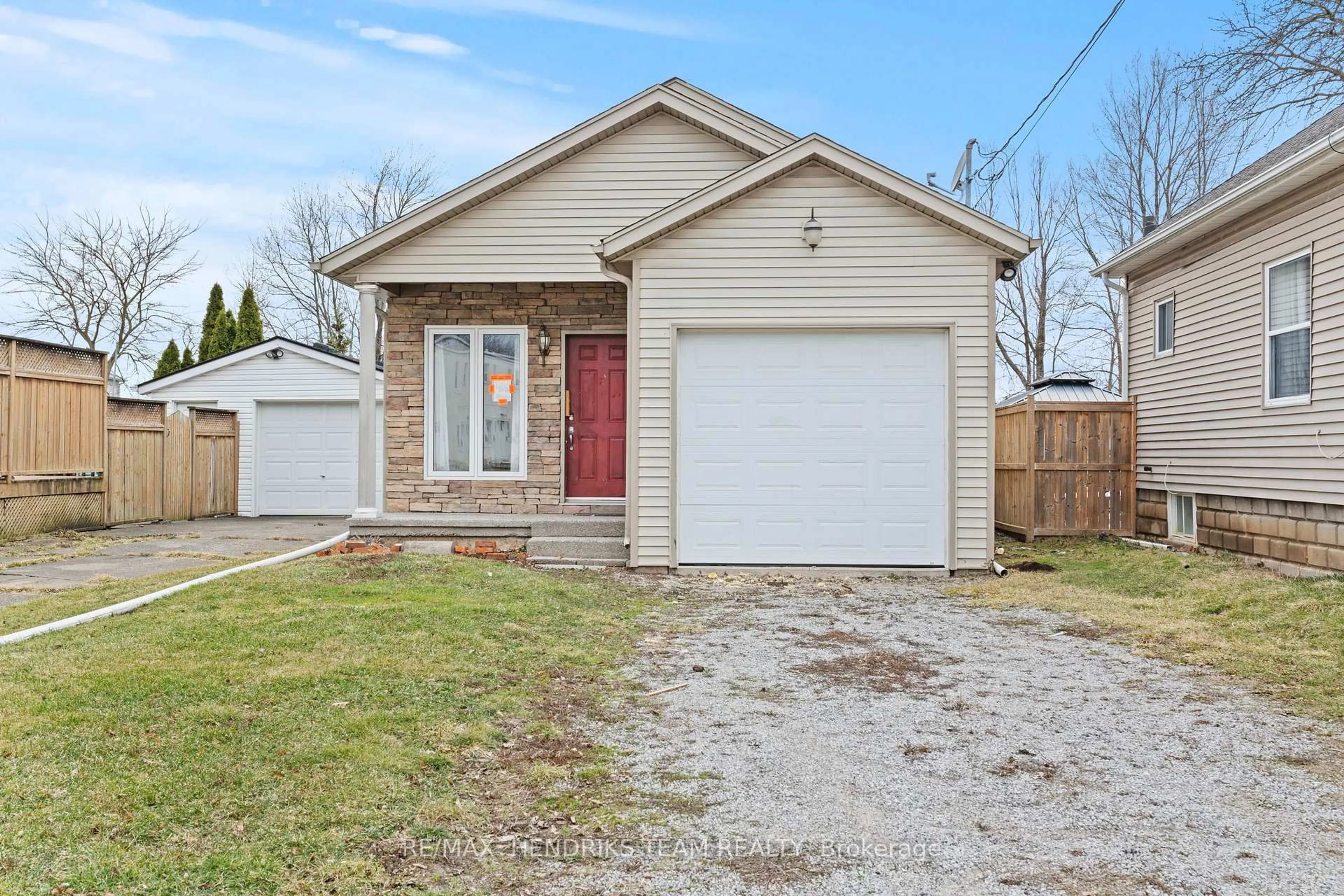 Home with brick exterior material, street for 46A Pelham Rd, St. Catharines Ontario L2S 1R4