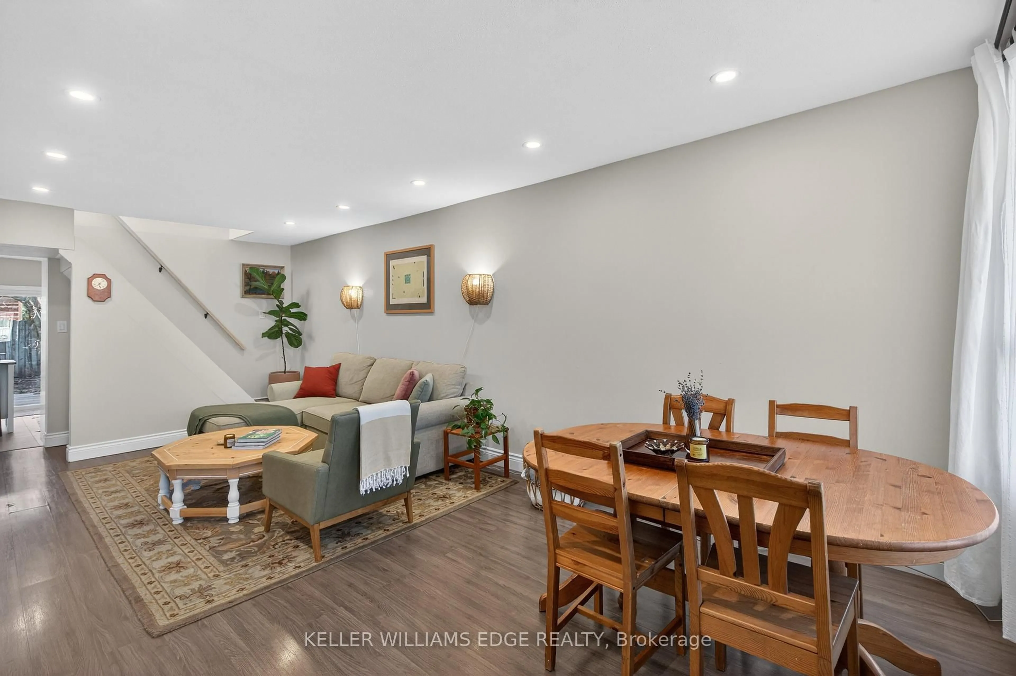 Unknown for 262 Britannia Ave, Hamilton Ontario L8H 1X8