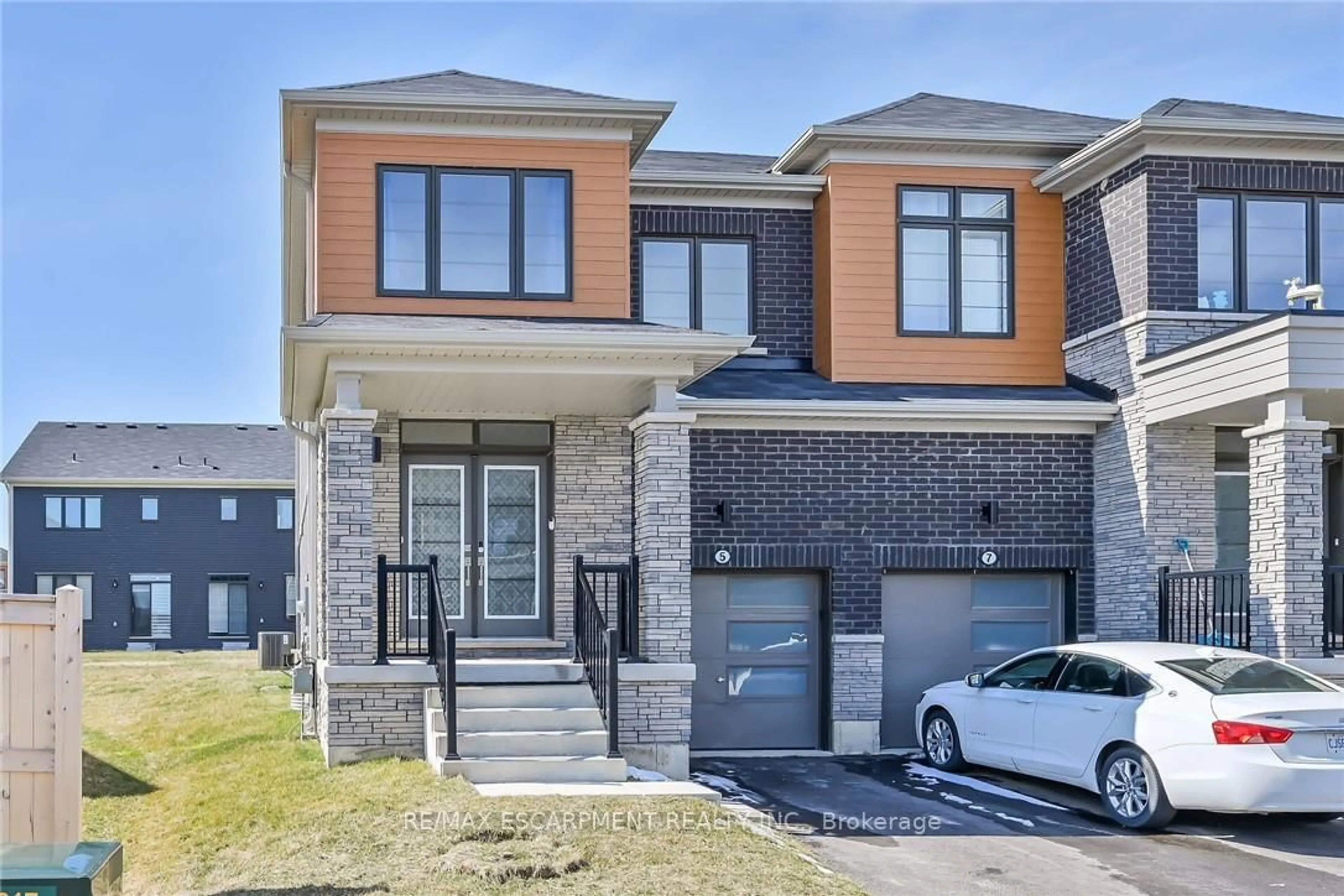 Home with brick exterior material, street for 5 OWL Lane, Haldimand Ontario N3W 0G4