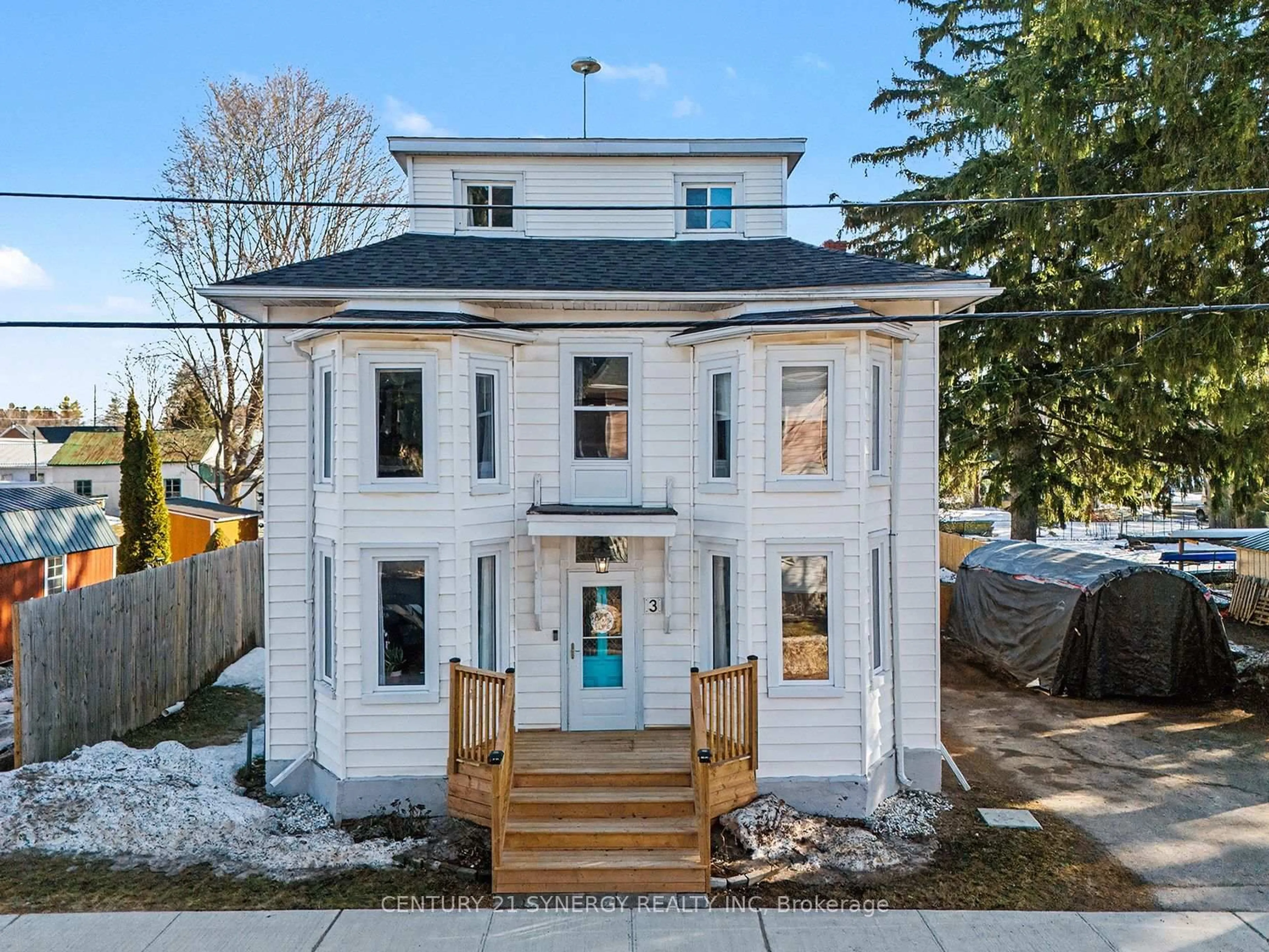 Unknown for 3 Reid St, Athens Ontario K0E 1B0