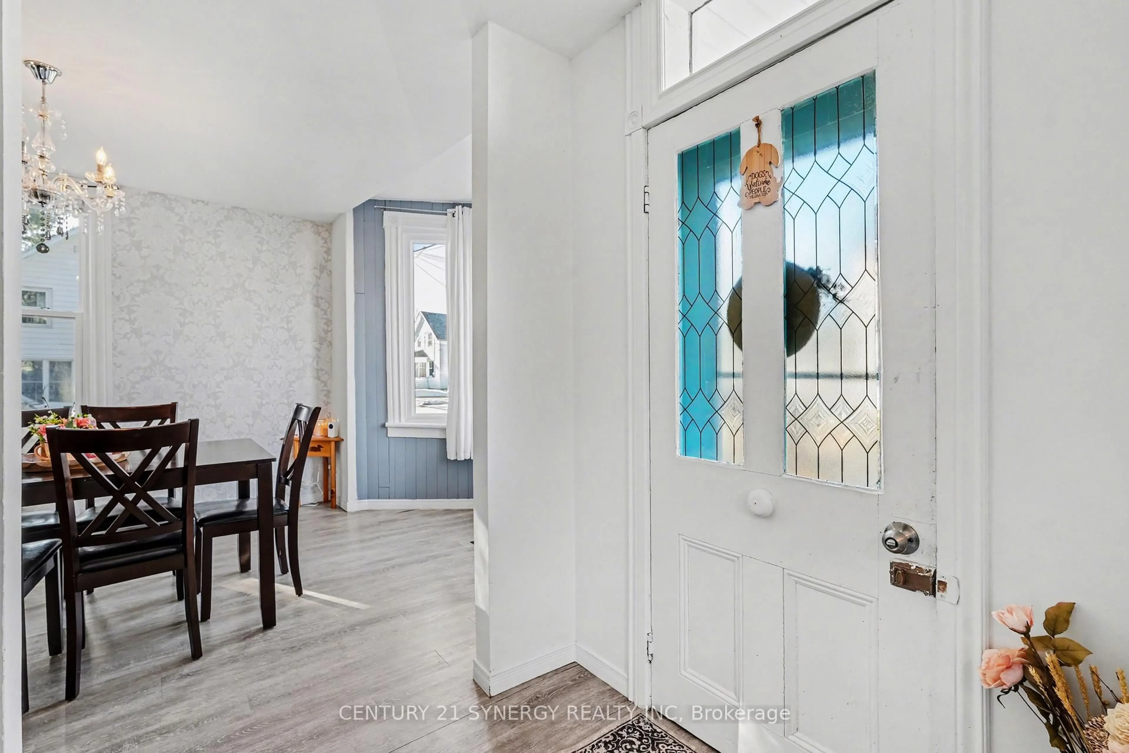 Indoor entryway for 3 Reid St, Athens Ontario K0E 1B0