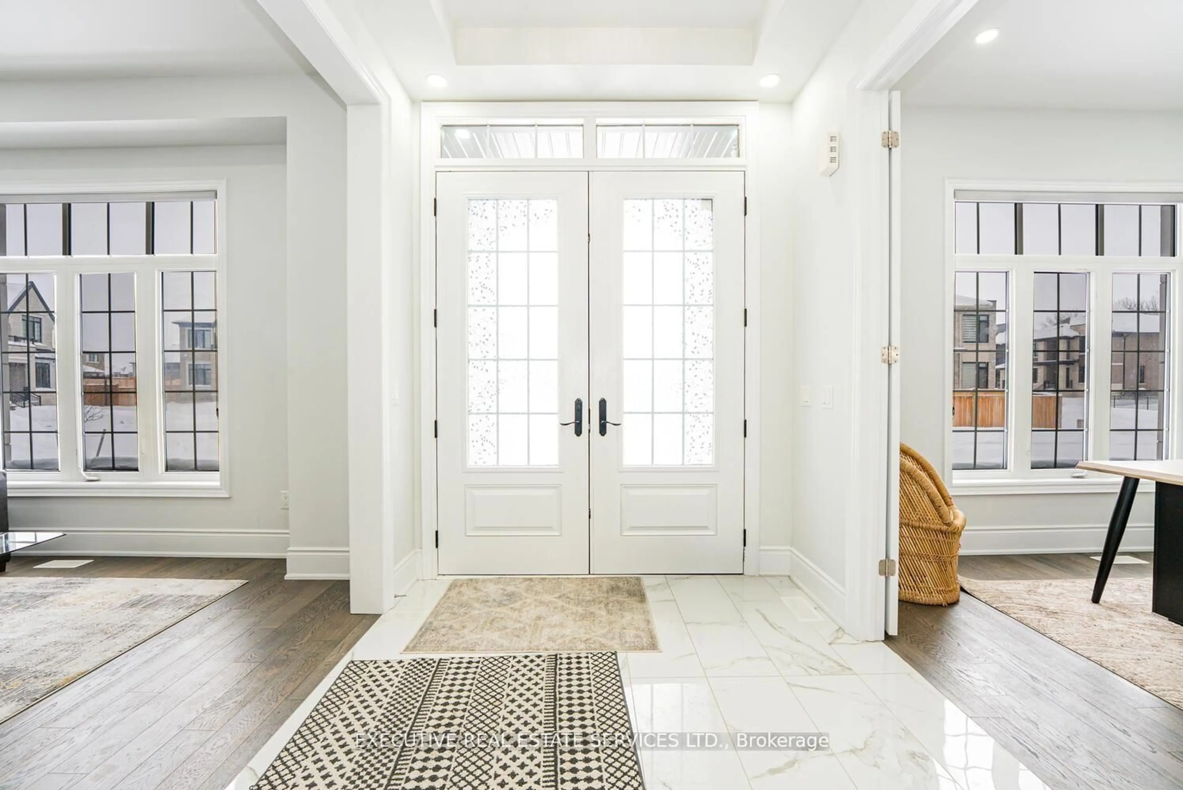 Indoor entryway for 446 Woodsworth Terr, Woodstock Ontario N4T 0M9