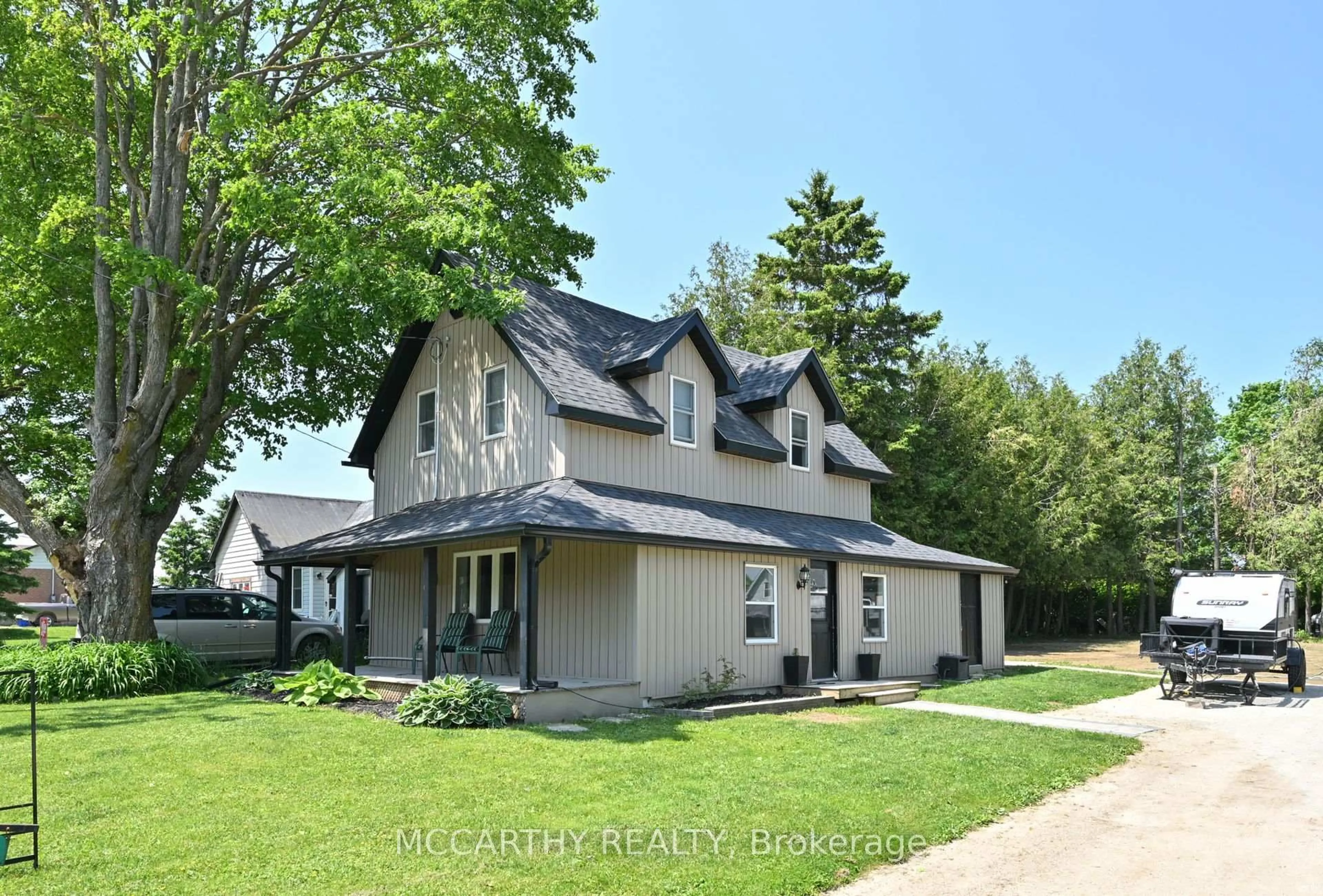 Home with vinyl exterior material, street for 681141 260 Sdrd, Melancthon Ontario L9V 2M7