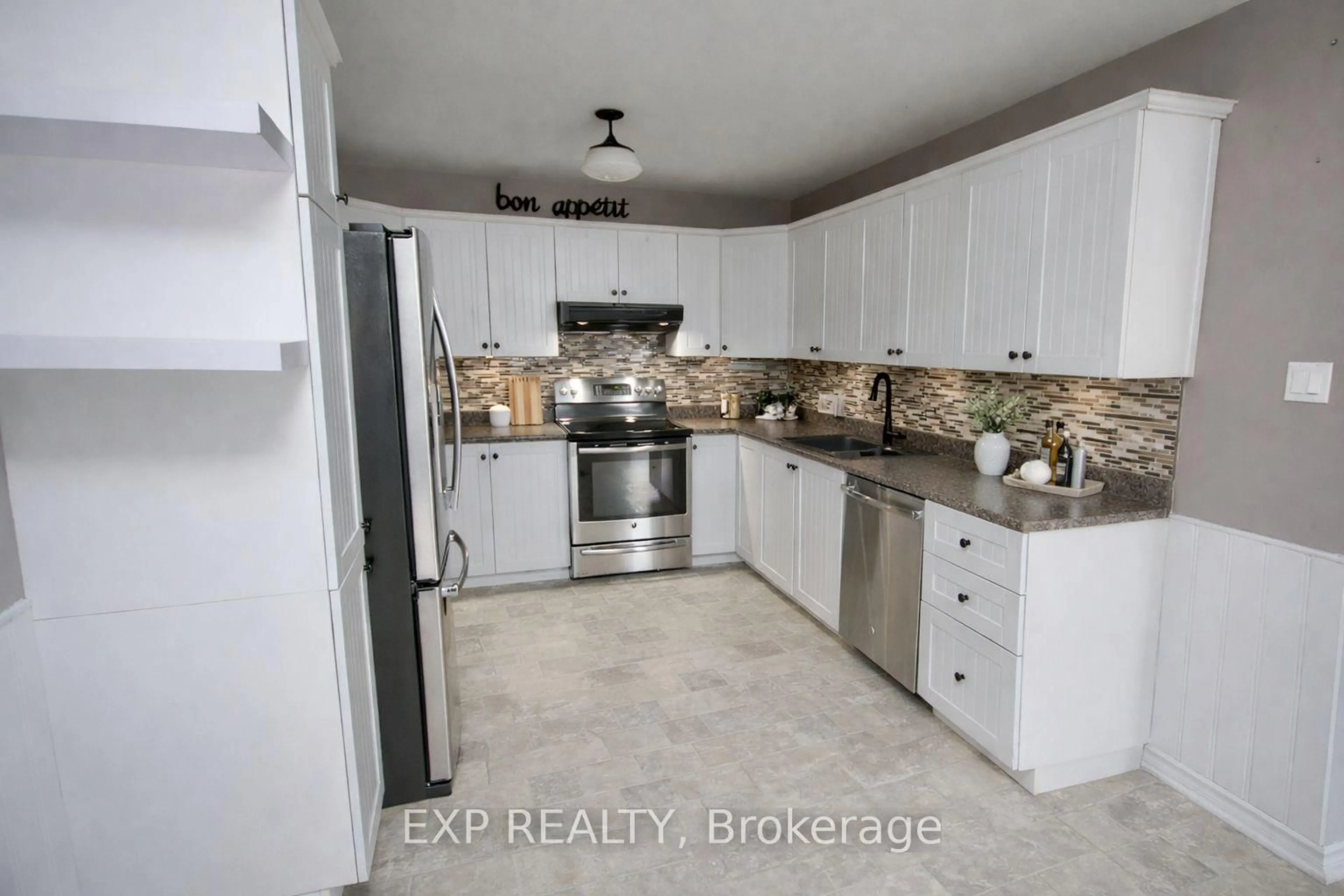 Unknown for 261 Trillium Circ, Alfred and Plantagenet Ontario K0A 3K0