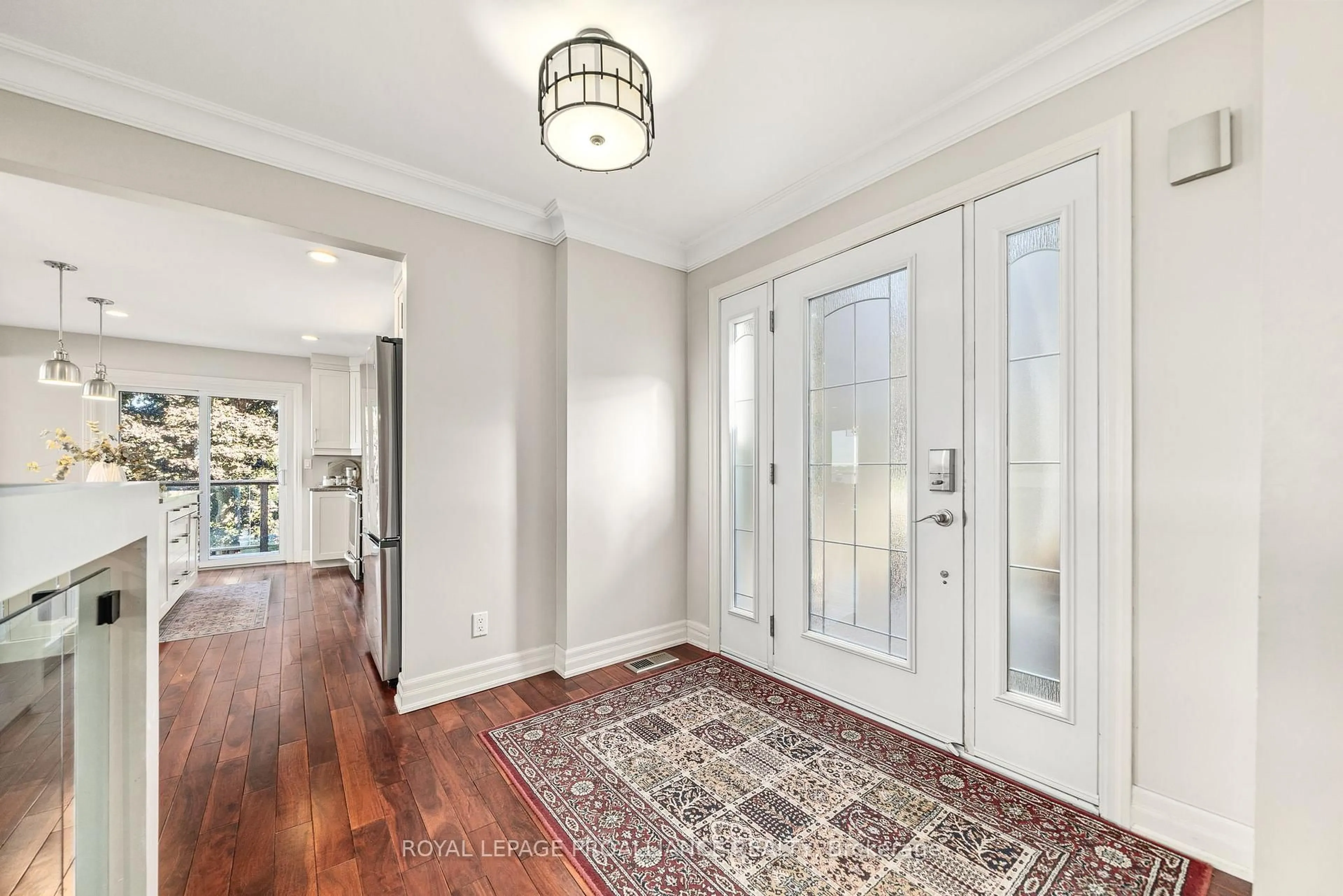 Indoor entryway for 39 Eastern Ave, Prince Edward County Ontario K8N 4Z1