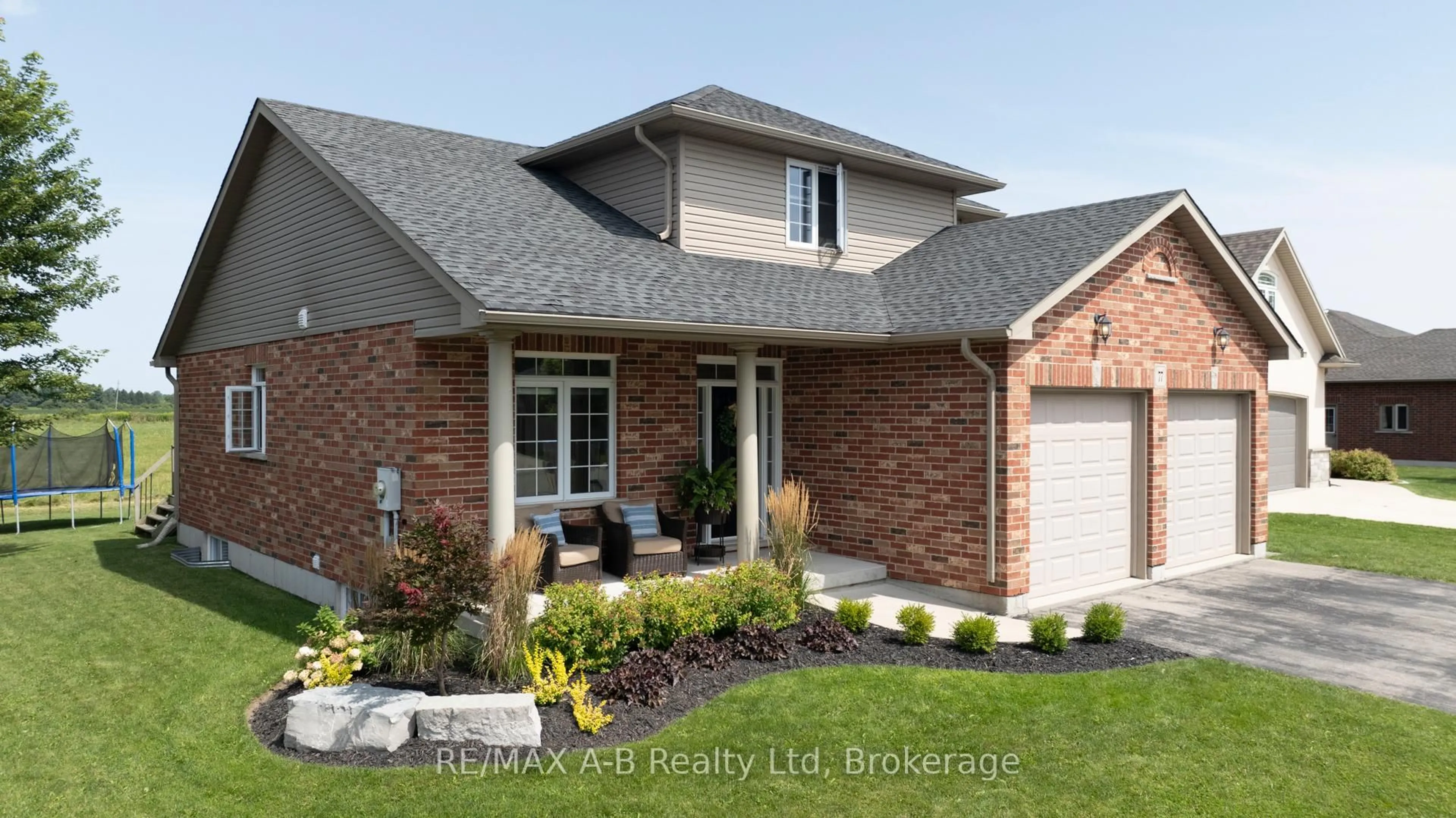 Home with brick exterior material, street for 77 Guest Crt, St. Marys Ontario N4X 1E5