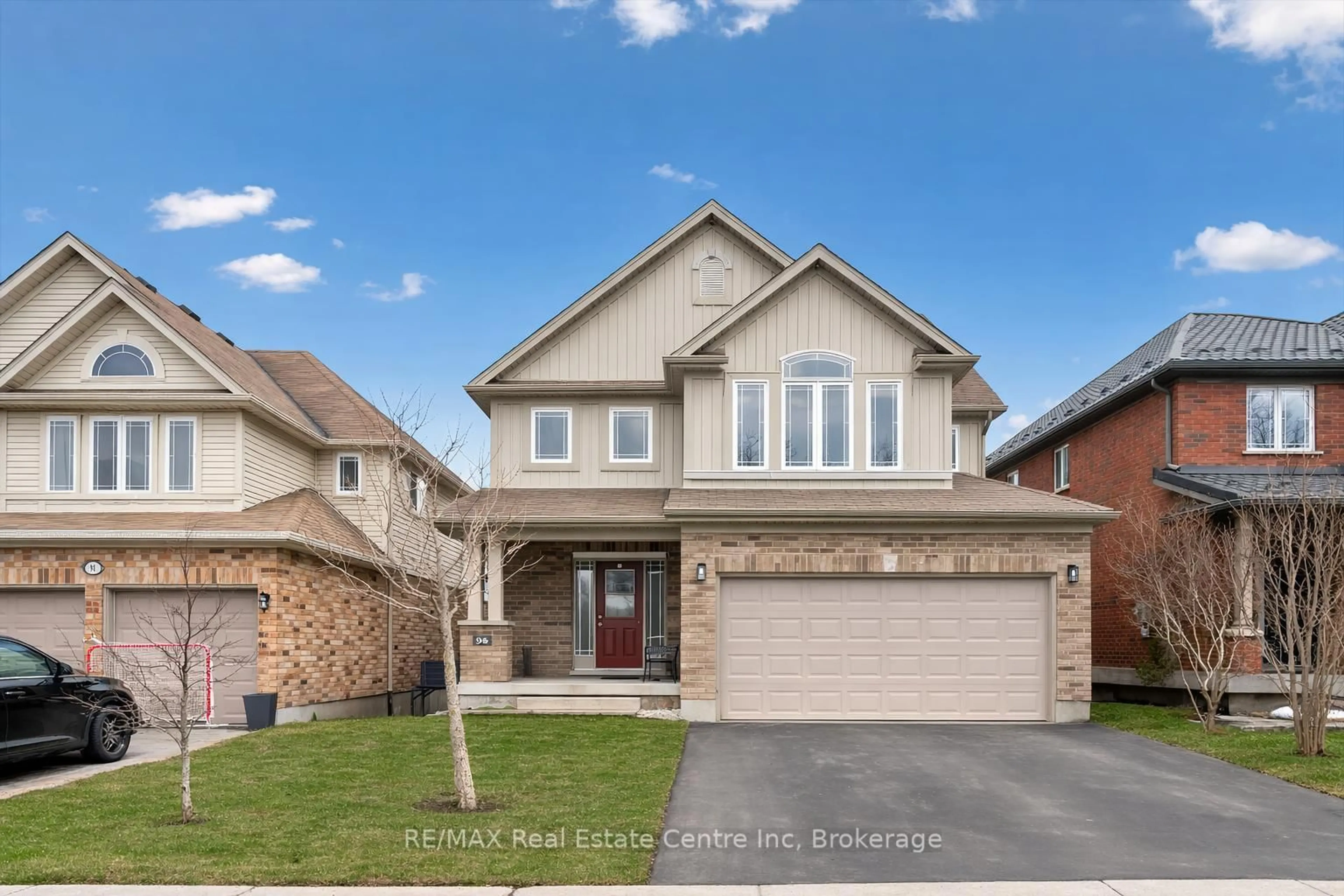 Home with brick exterior material, street for 94 Cityview Dr, Guelph Ontario N1E 6Y5