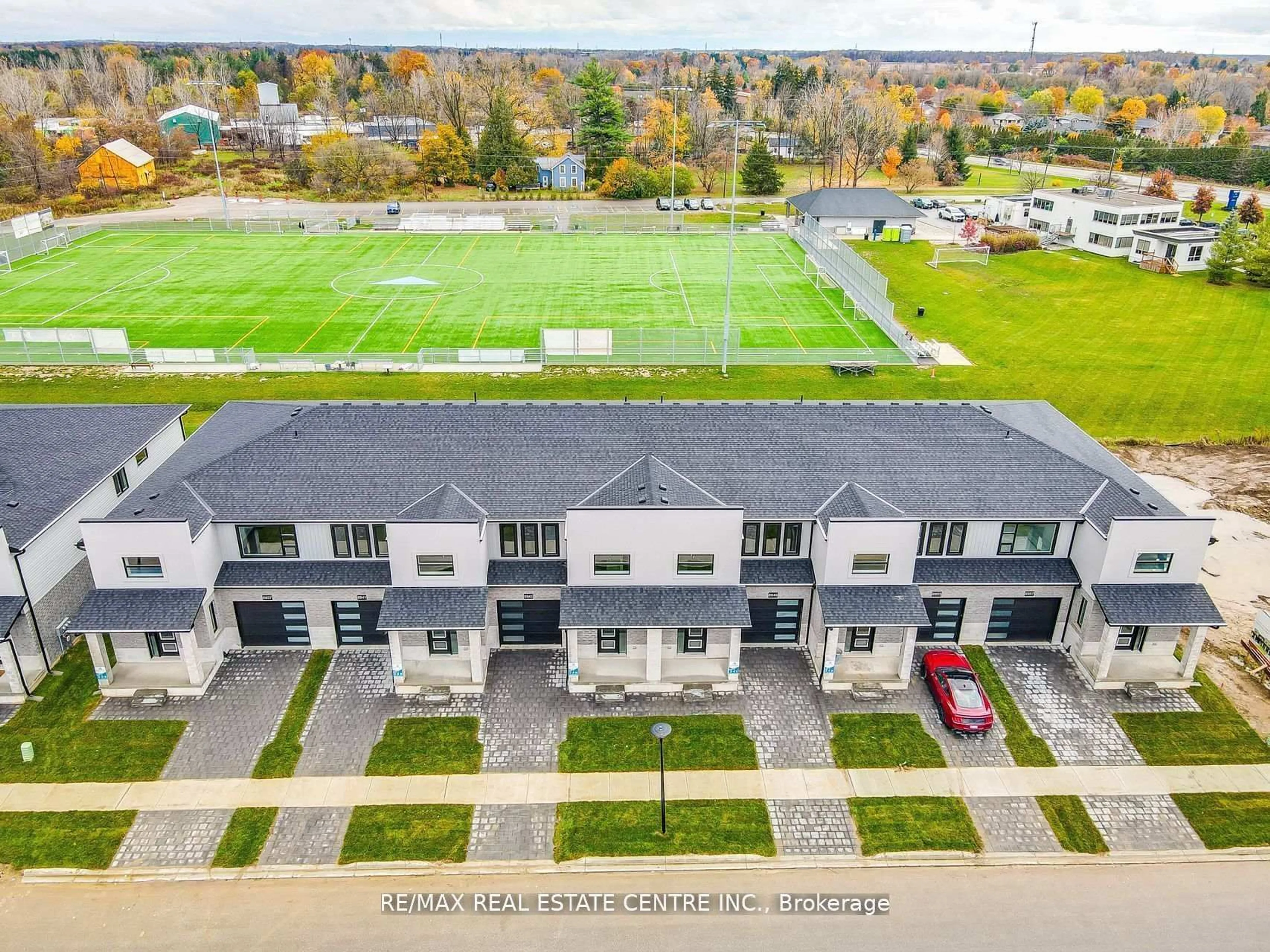 A pic from outside/outdoor area/front of a property/back of a property/a pic from drone, unknown for 6837 Royal Magnolia Ave, London South Ontario N6P 1H5