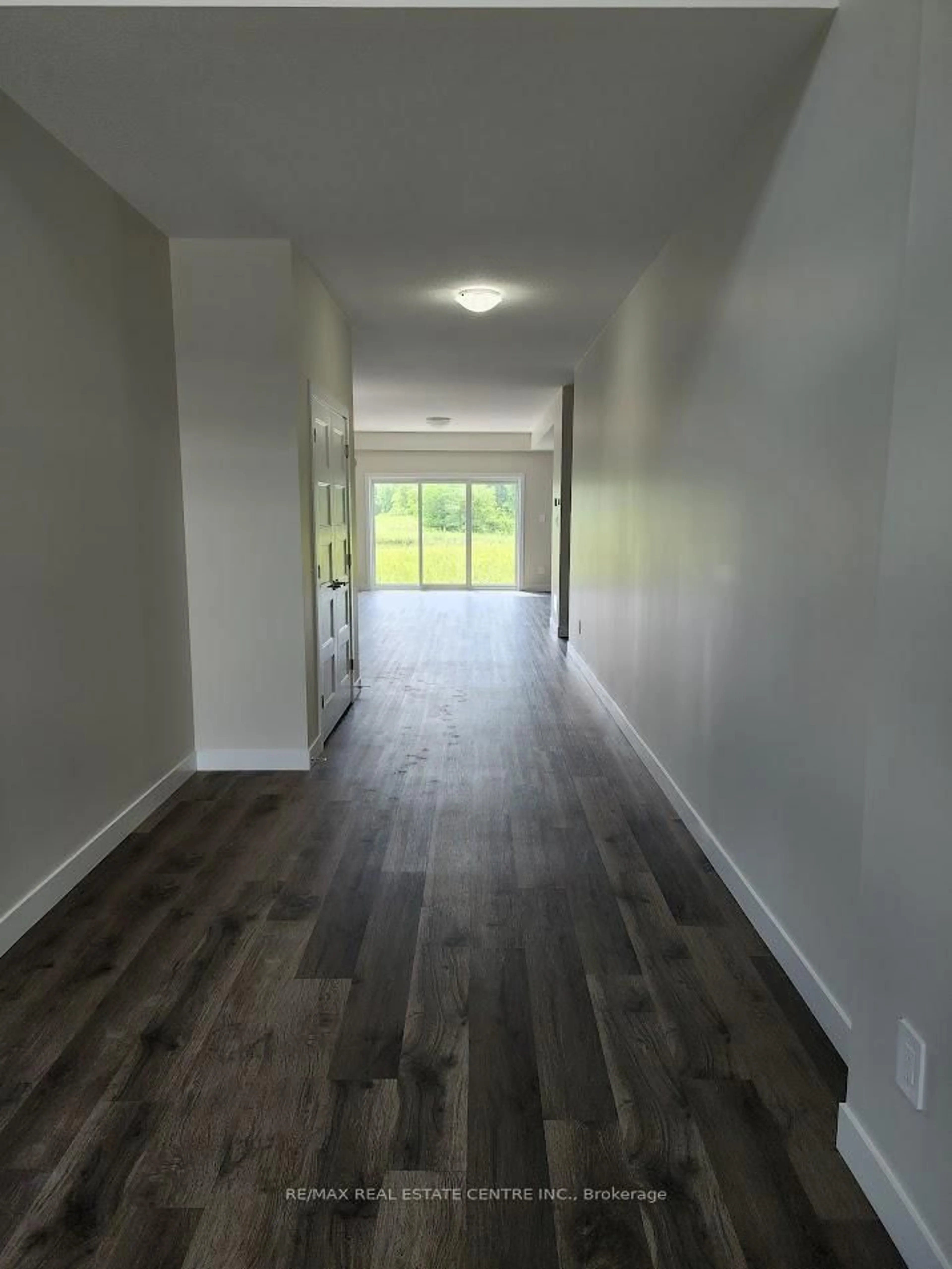 A pic of a room for 6837 Royal Magnolia Ave, London South Ontario N6P 1H5