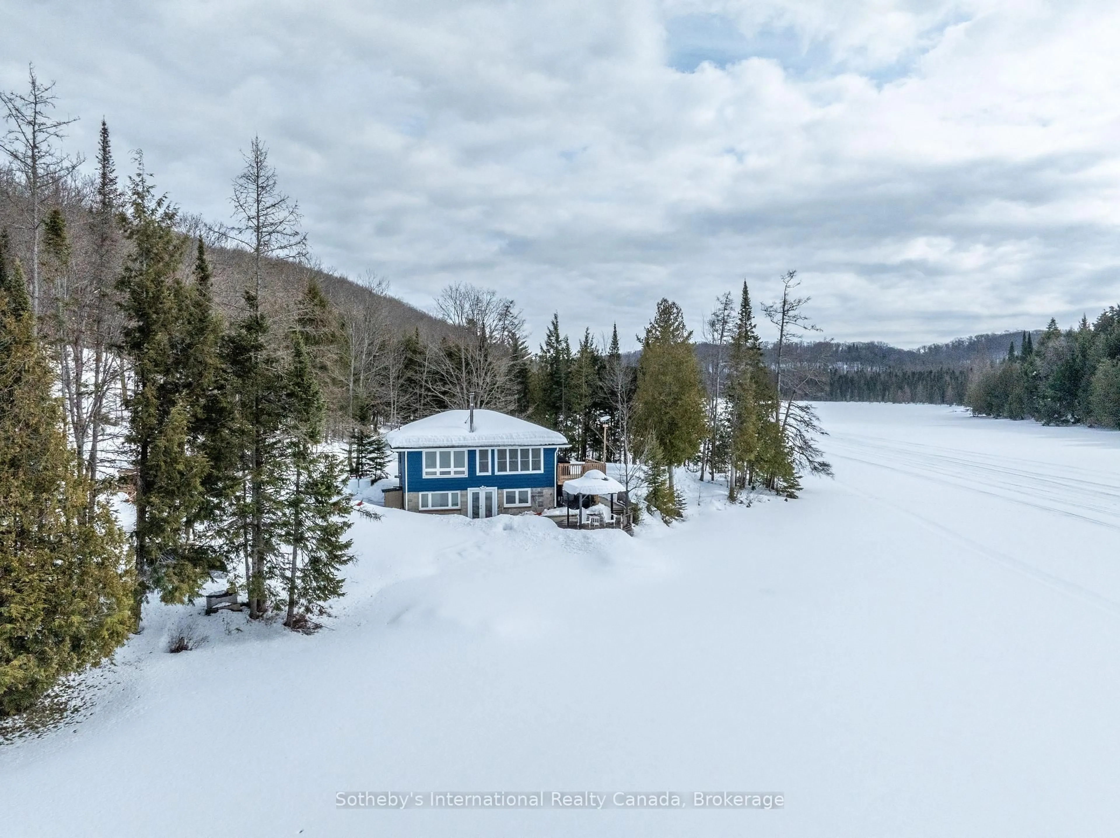 A pic from outside/outdoor area/front of a property/back of a property/a pic from drone, water/lake/river/ocean view for 138 Jenkins Lane, Perry Ontario P0A 1R0